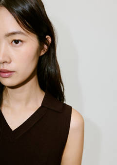 V-neck knit top — Chocolate 4