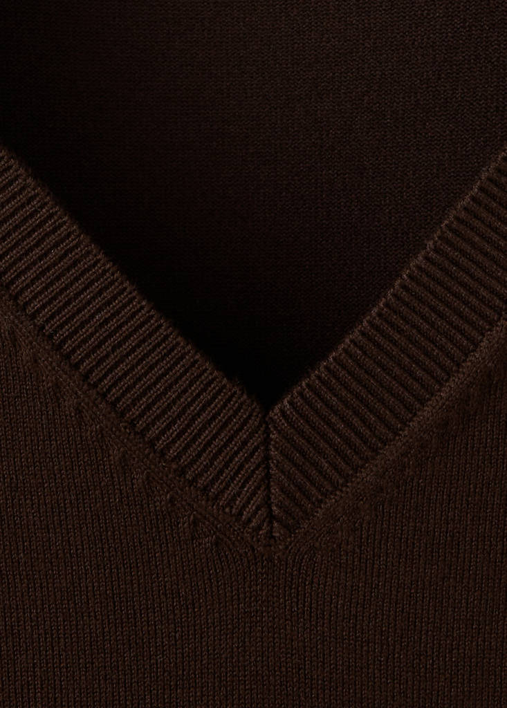 V-neck knit top — Chocolate