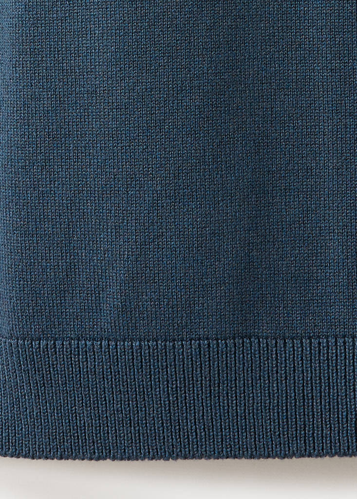 V-neck knit top — Medium Grey