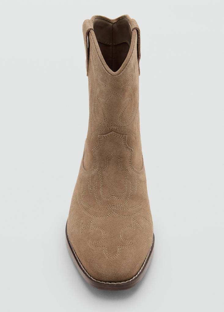 Suede leather ankle boots — Sand