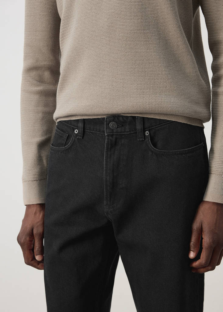 Sammy cropped carrot fit jeans — Black denim