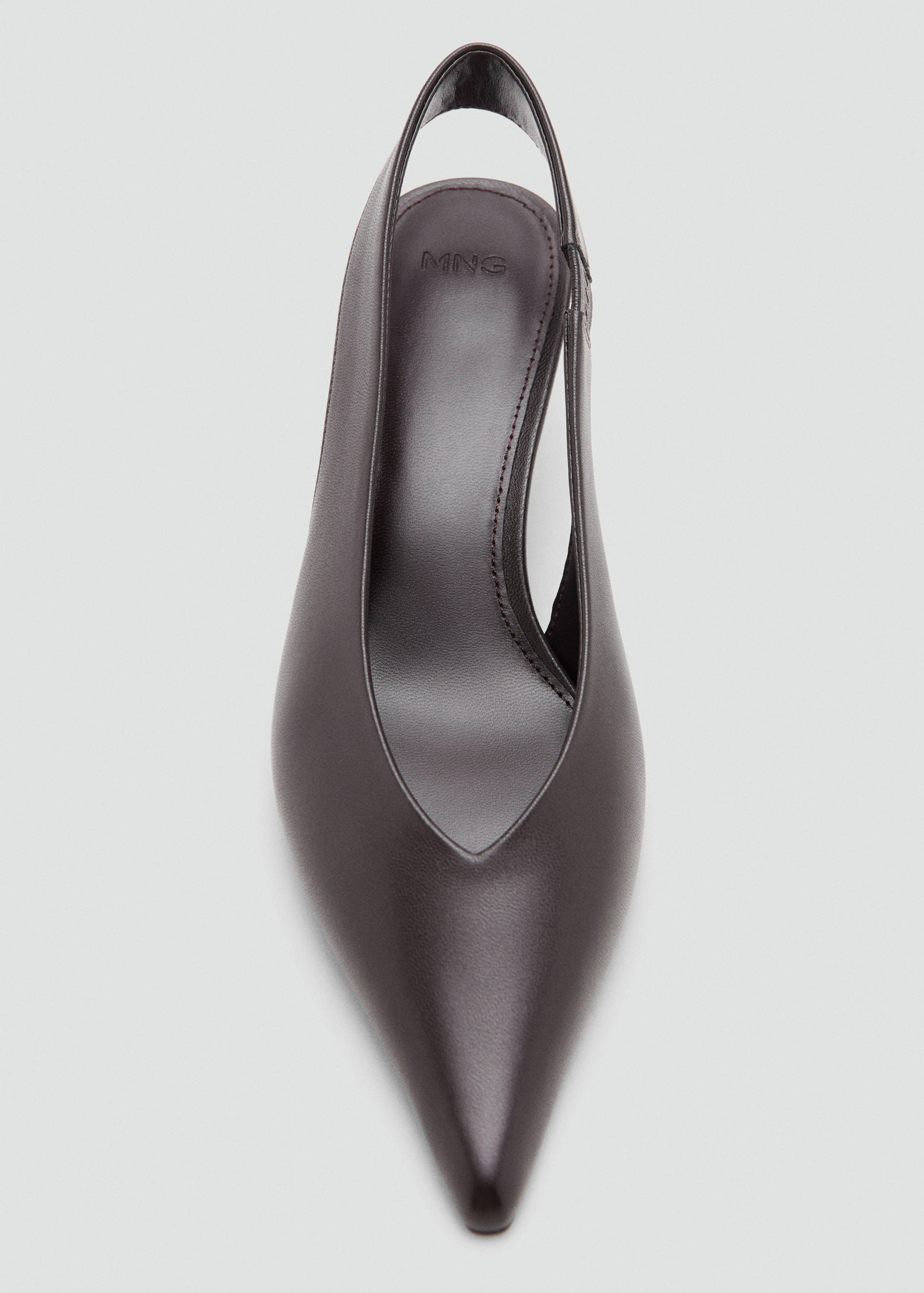 Kitten heel pointed toe shoe - Details of the article 2