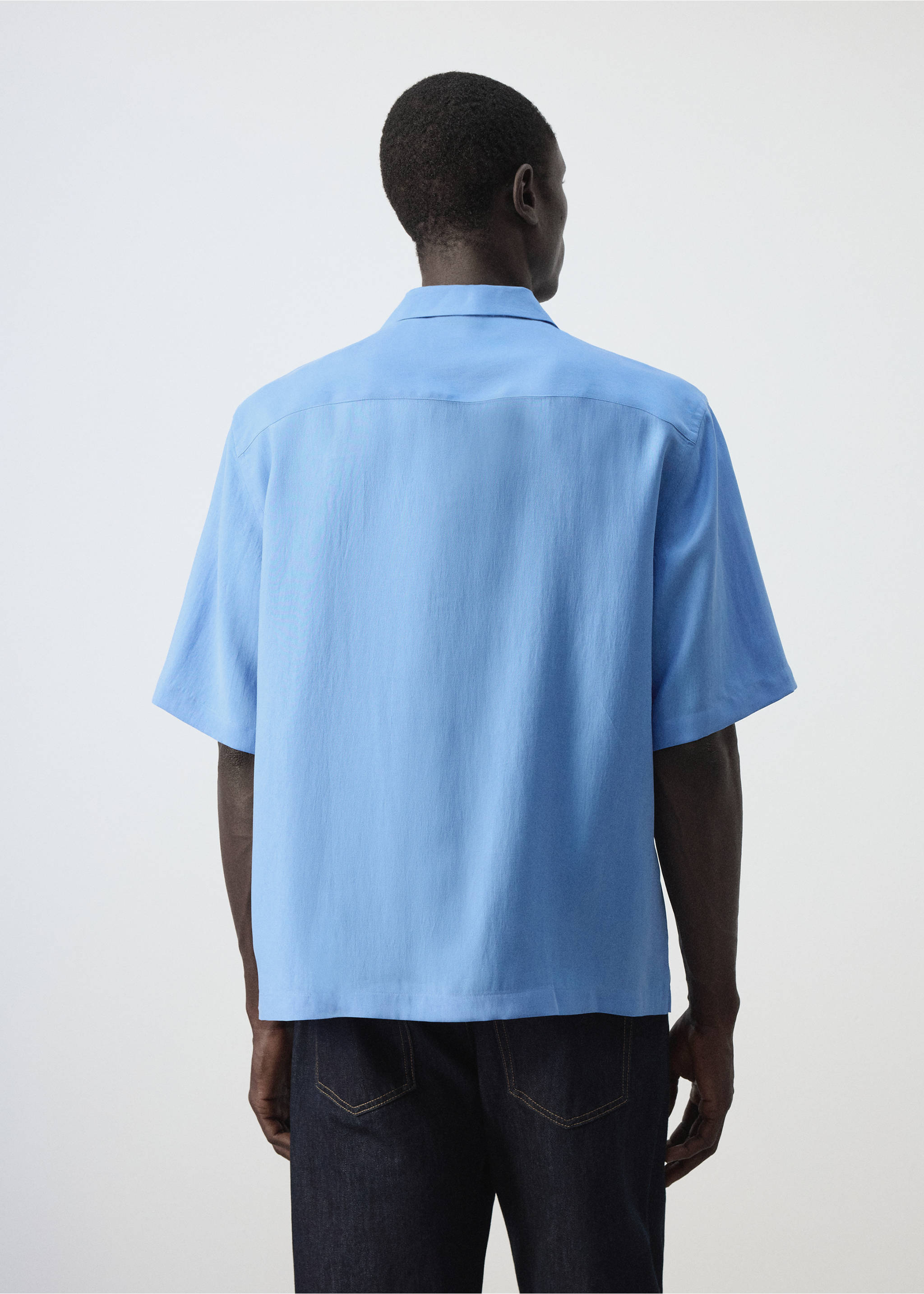 Chemise en mélange de modal avec poche - Verso de l’article, Bleu. Ref: 37084436-00.