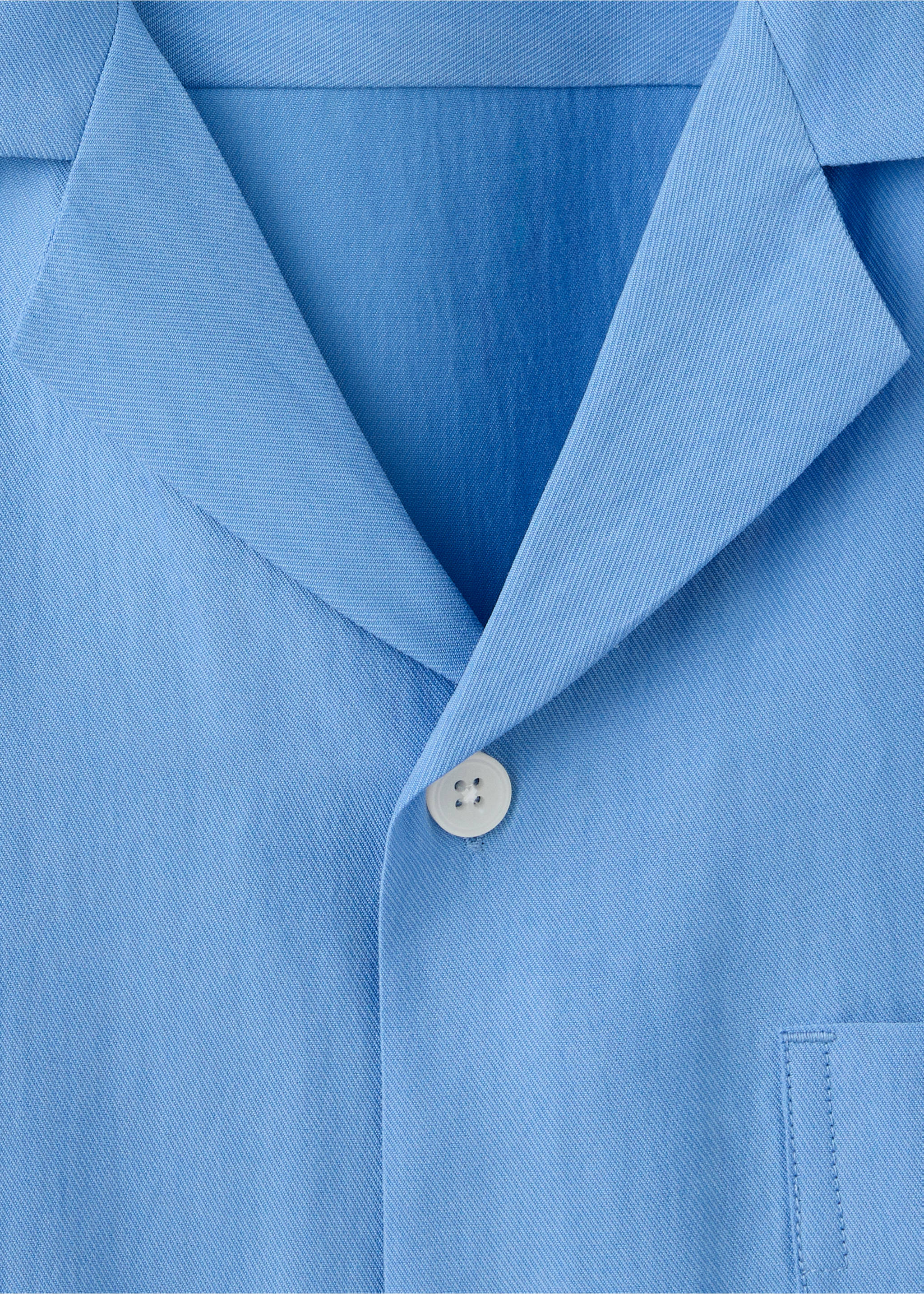 Chemise en mélange de modal avec poche - Détail de l'article 8, Bleu. Ref: 37084436-00.