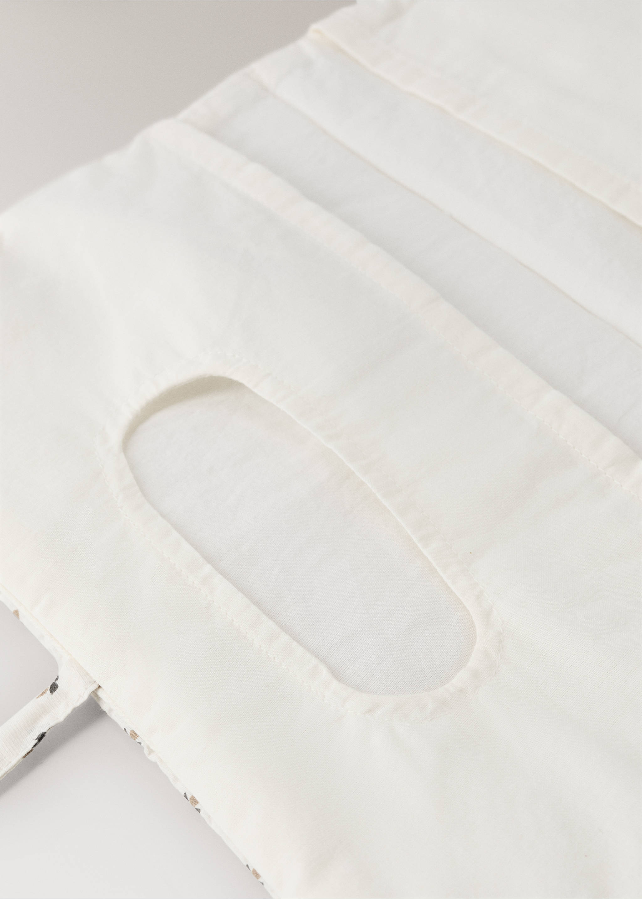 100% printed cotton toiletry bag - Details of the article 2, Khaki. Ref: 37084451-00.