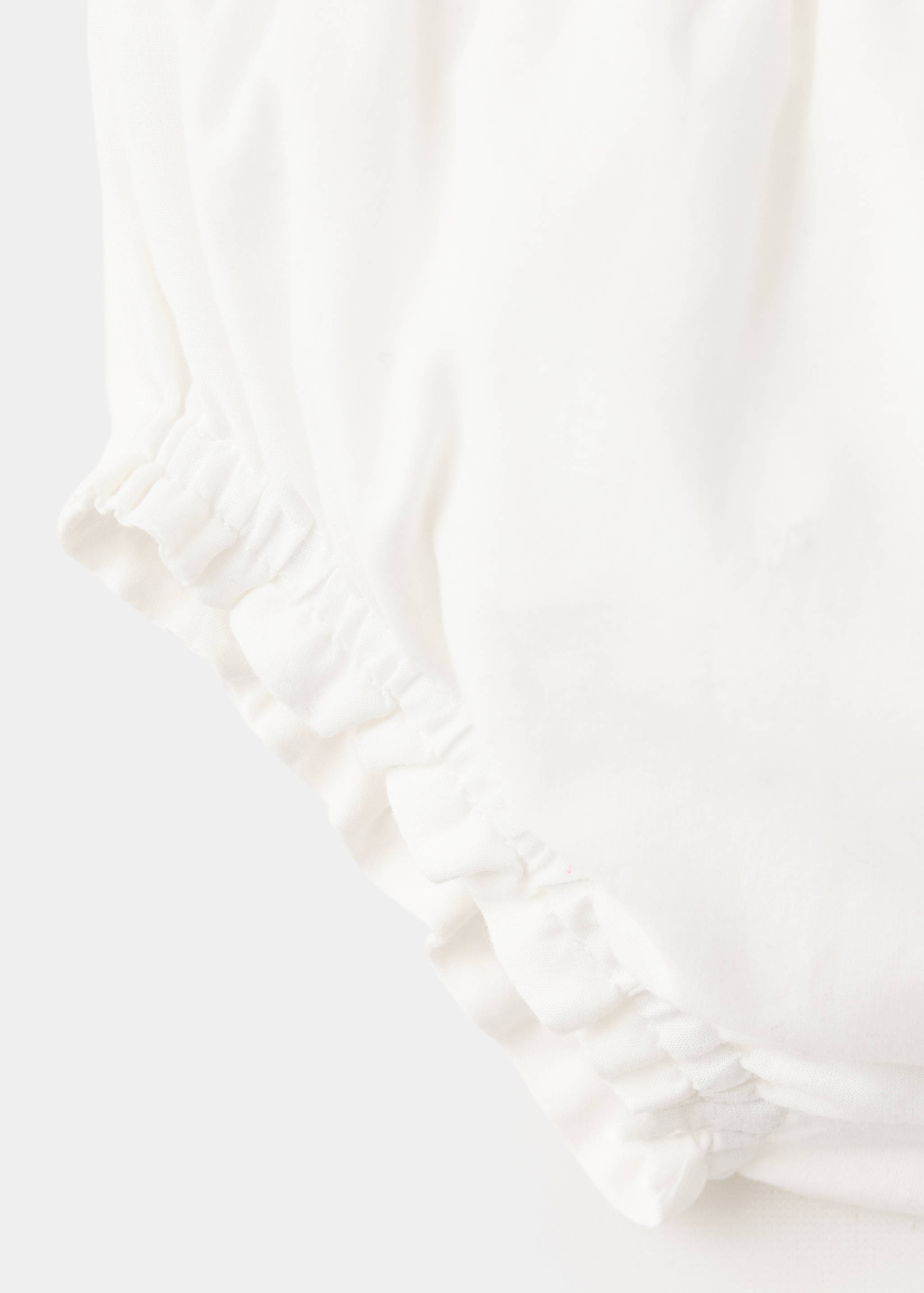 Cotton shorts with gathered details - Details of the article 0