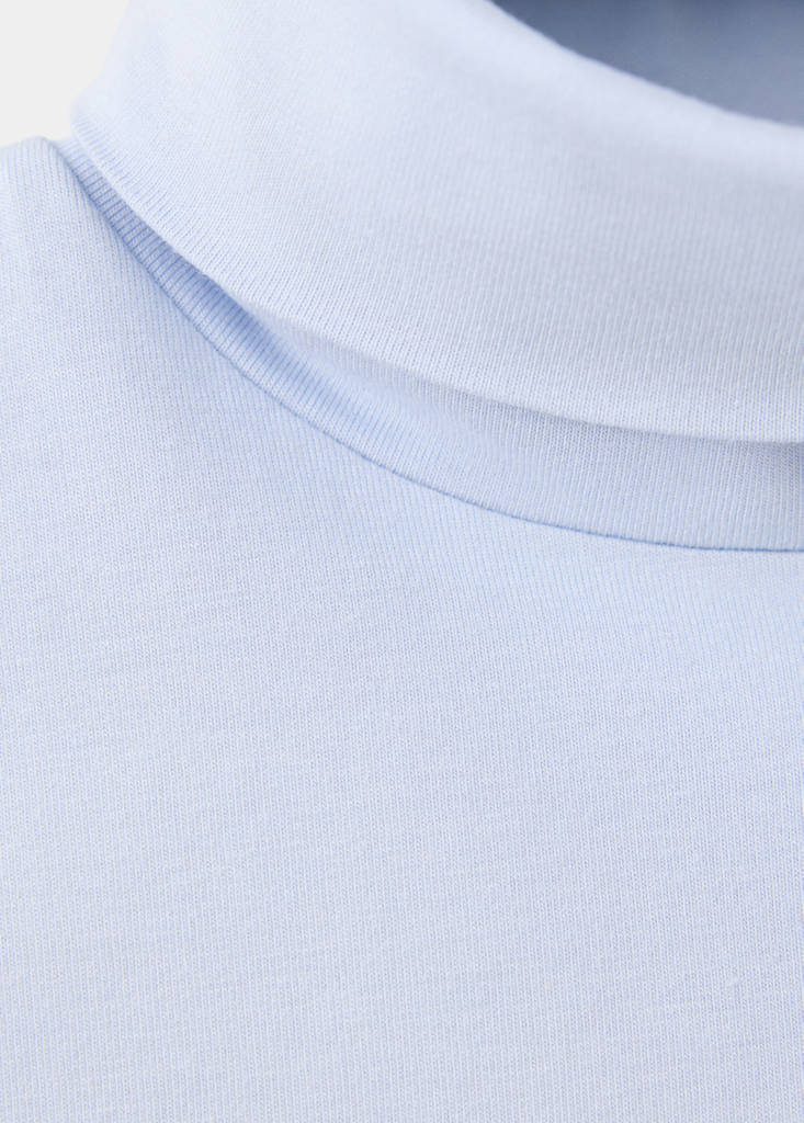 Sleeveless turtleneck top — Sky Blue
