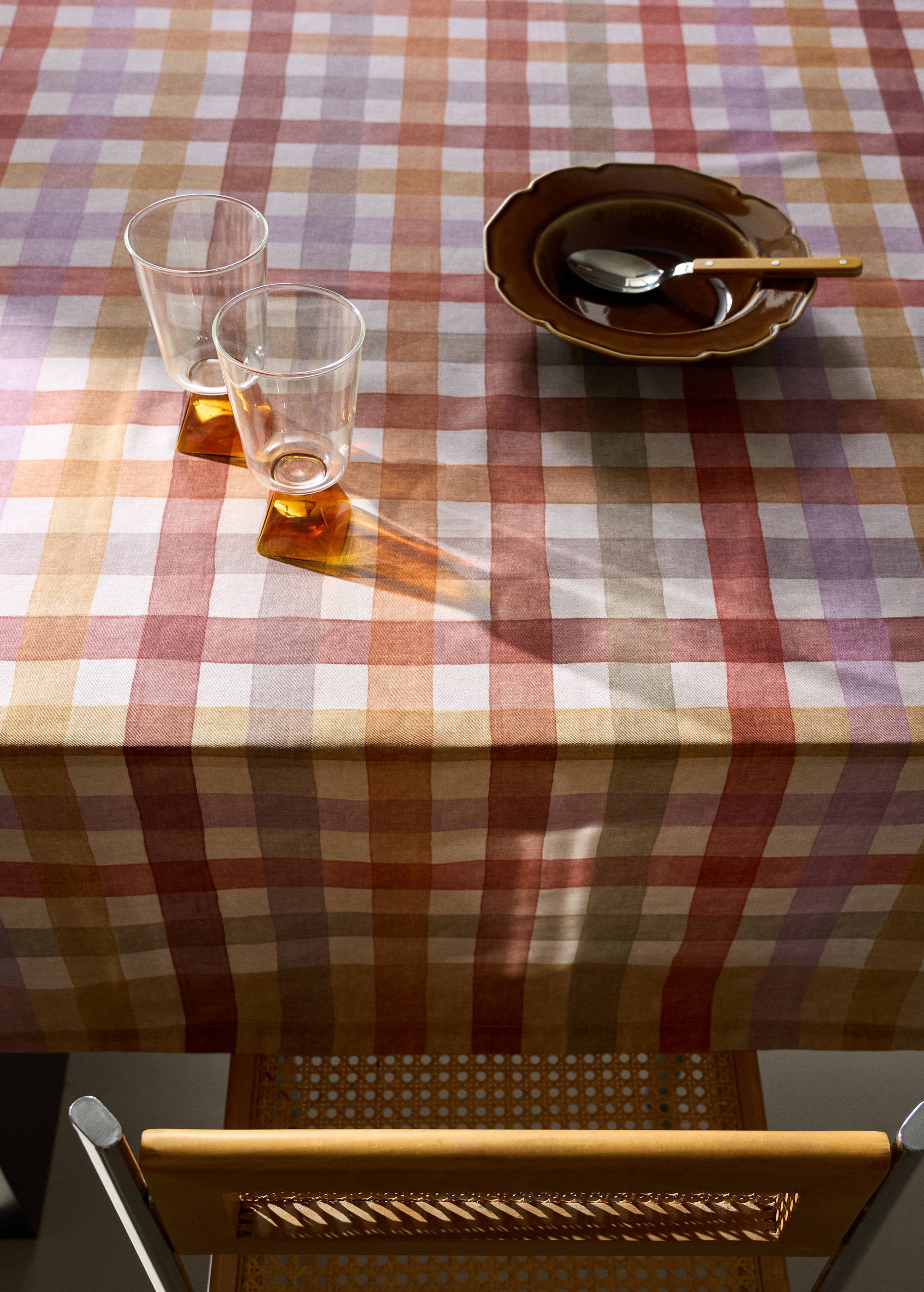 Cotton check tablecloth for 8 to 10 people - Details of the article 7