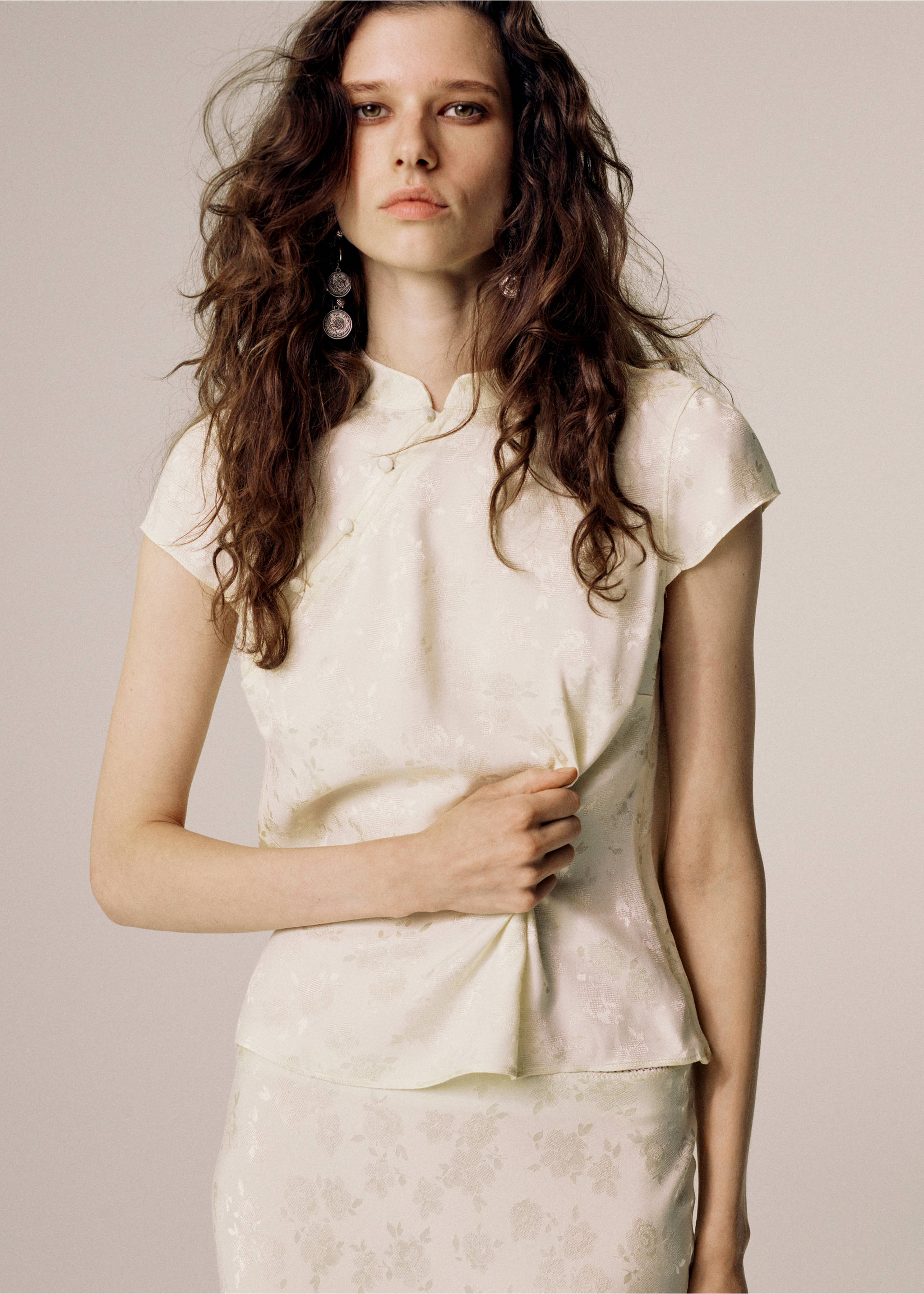 Top jacquard cuello tira - Plano medio, Crudo. Ref: 37084469-00.