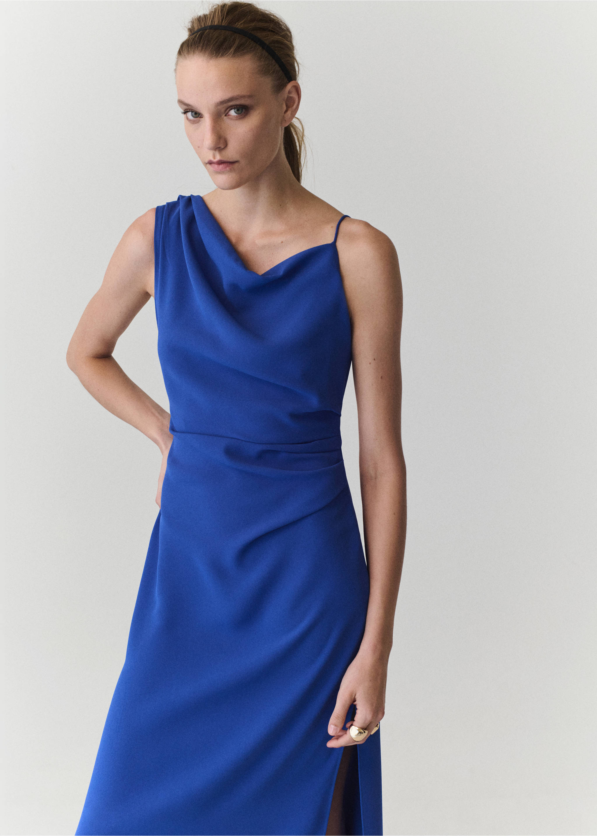 Asymmetric side ruched dress - Medium plane, Blue. Ref: 37084471-00.