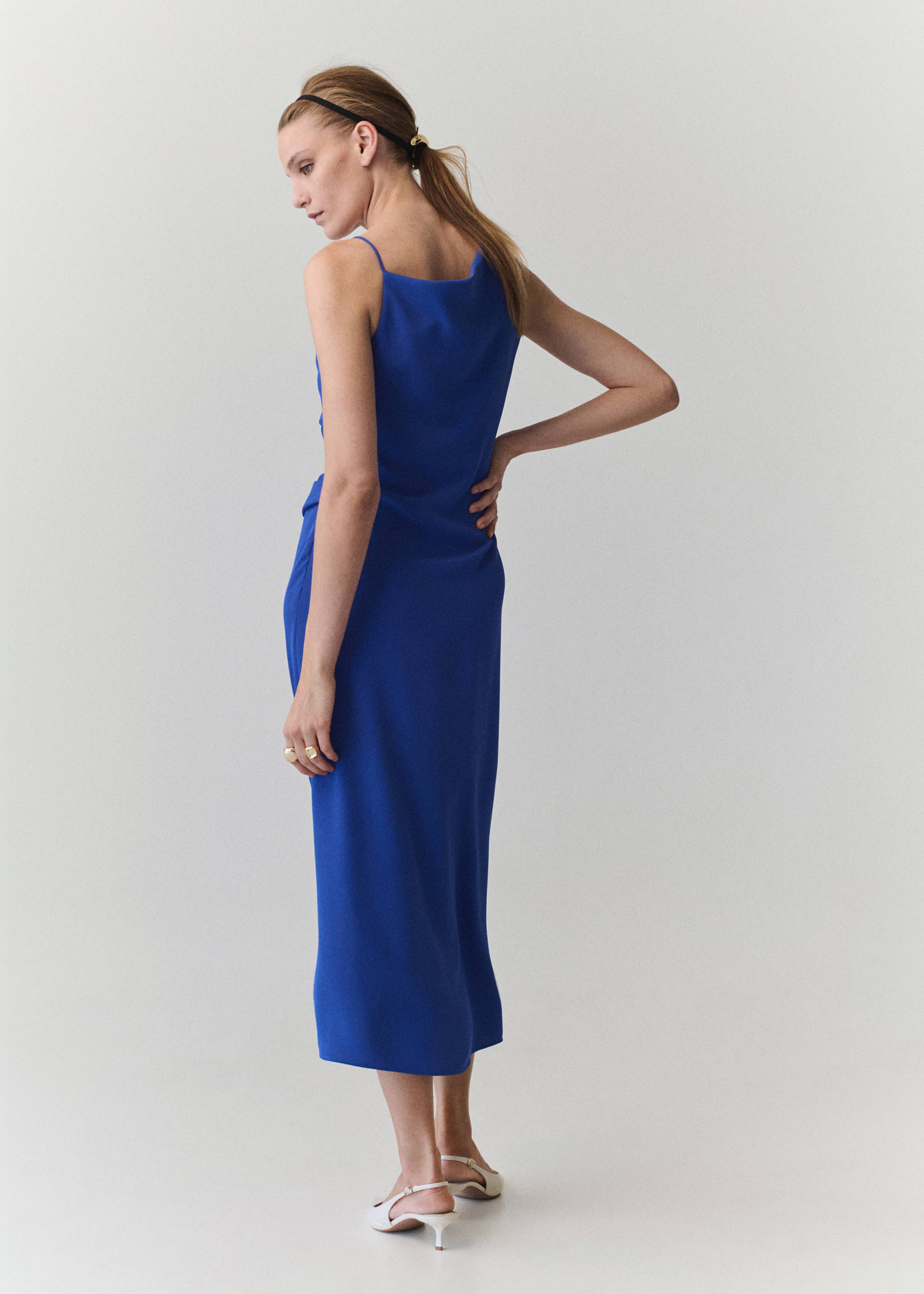 Asymmetric side ruched dress - Reverse of the article