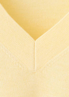 V-neck knit sweater — Vanilla 8