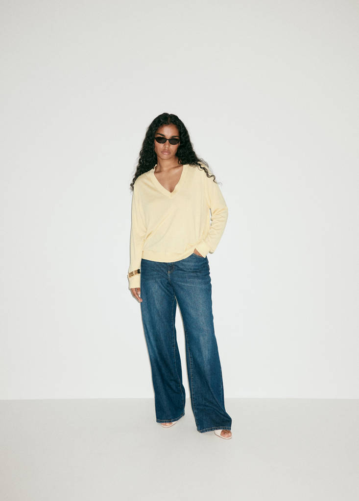 V-neck knit sweater — Vanilla