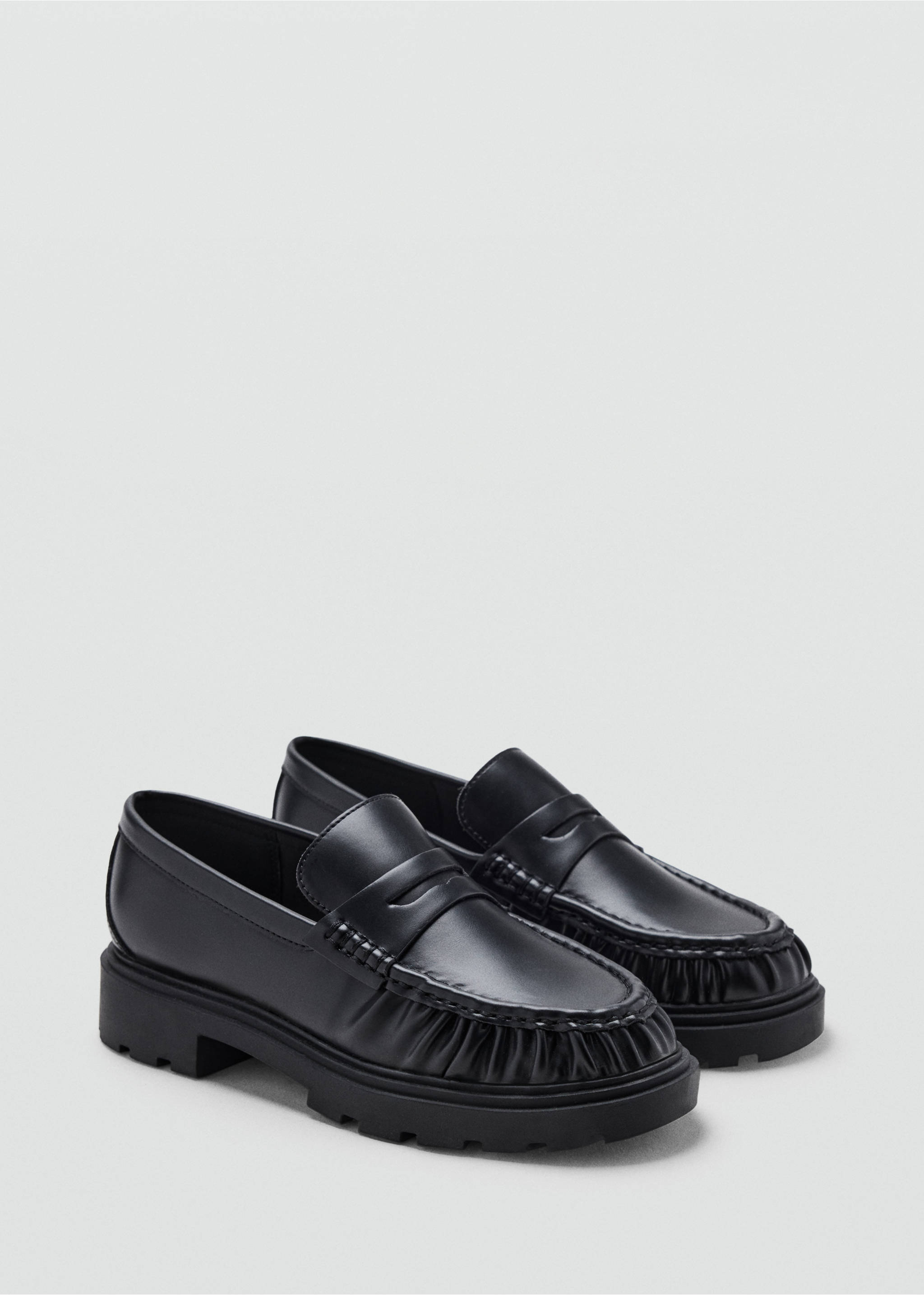 Classic loafers - Medium plane, Black. Ref: 37084777-00.