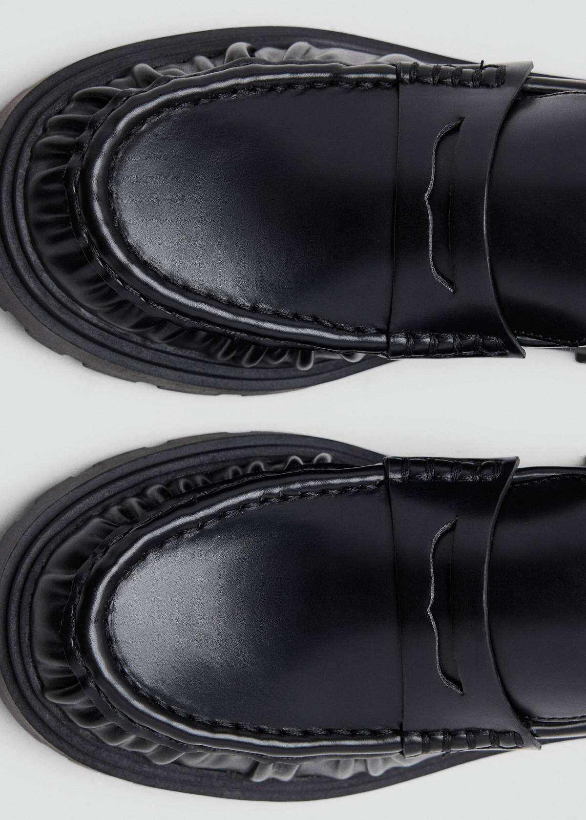 Classic loafers — Black