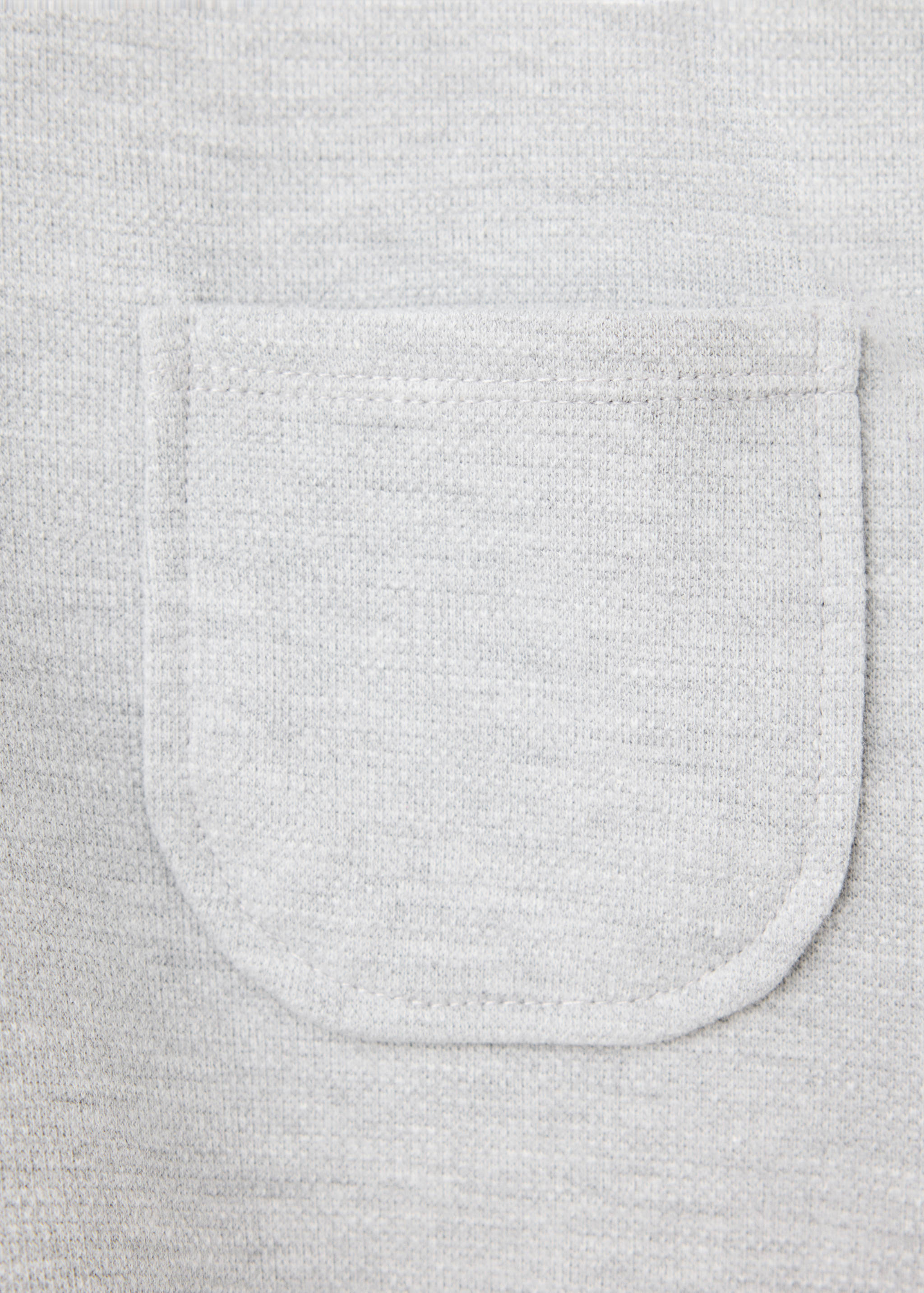 Oversized sweatshirt with a pocket - Details of the article 8