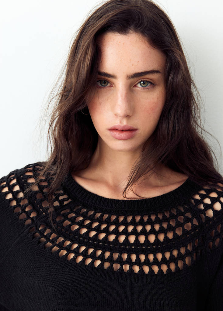 Openwork knit sweater — Black