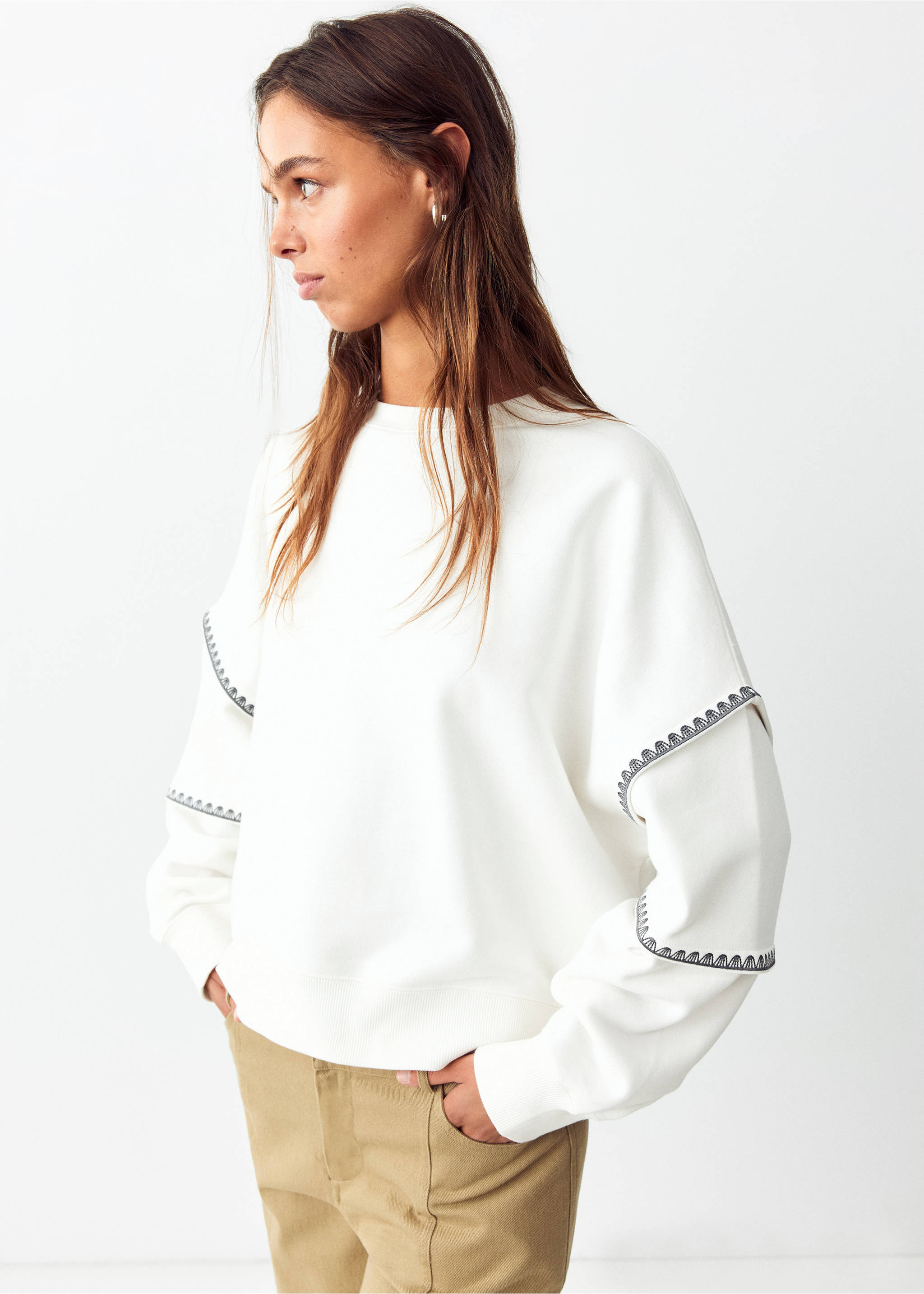 Cotton sweatshirt with embroidered details - Medium plane, Off White. Ref: 37084788-00.