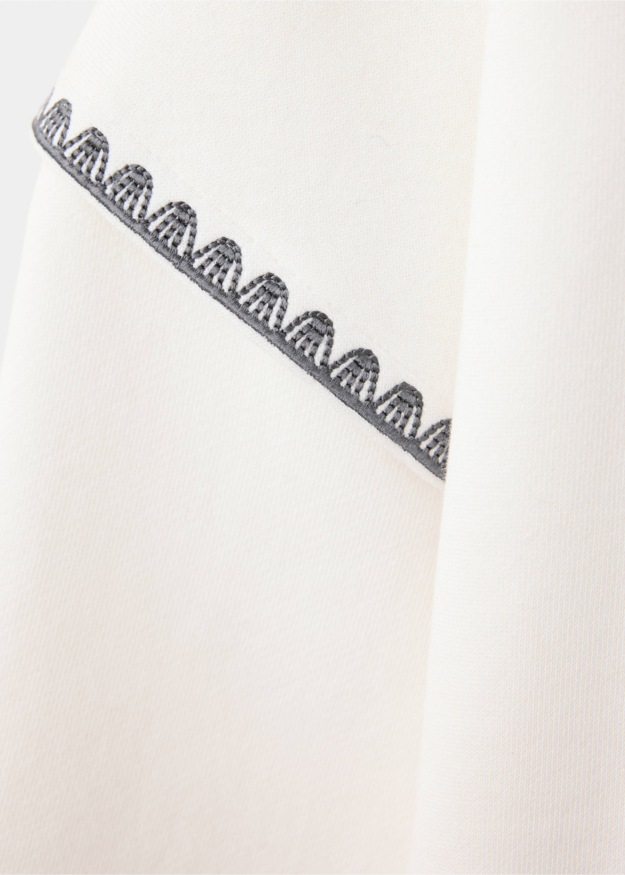 Cotton sweatshirt with embroidered details - Details of the article 0, Off White. Ref: 37084788-00.