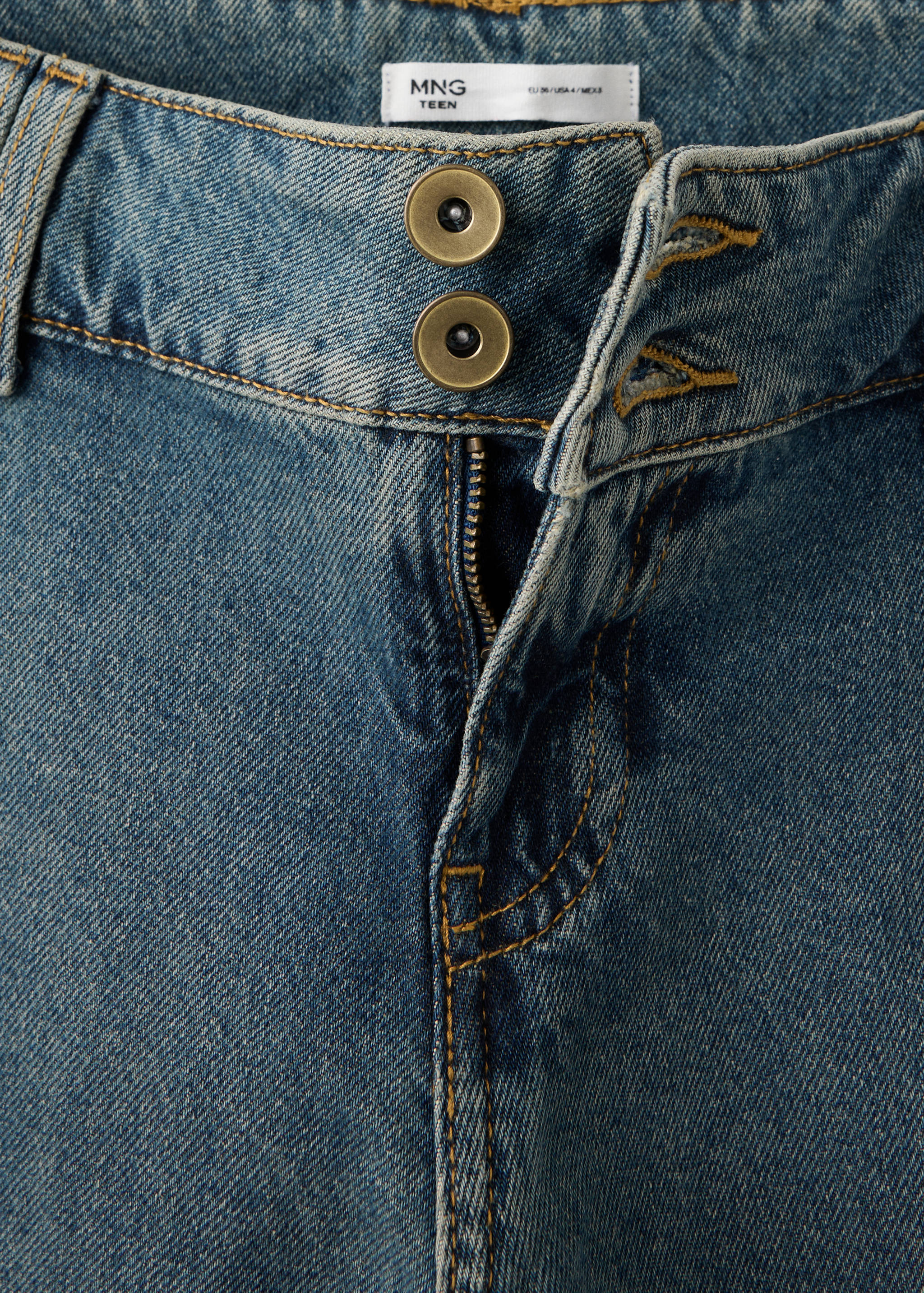 Jean large à revers - Détail de l'article 8