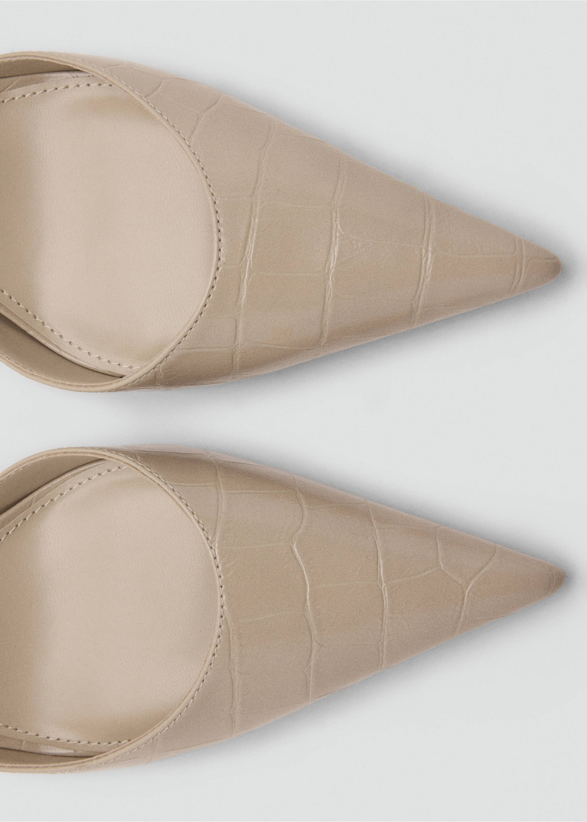 Coconut-toe high-heeled shoe - Details of the article 2, Ecru. Ref: 37084790-00.