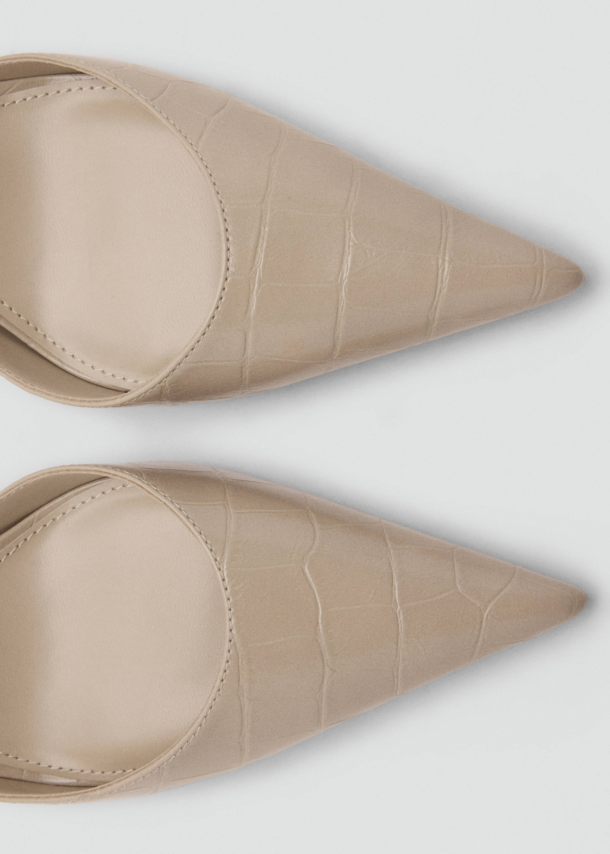 Coconut-toe high-heeled shoe - Details of the article 2