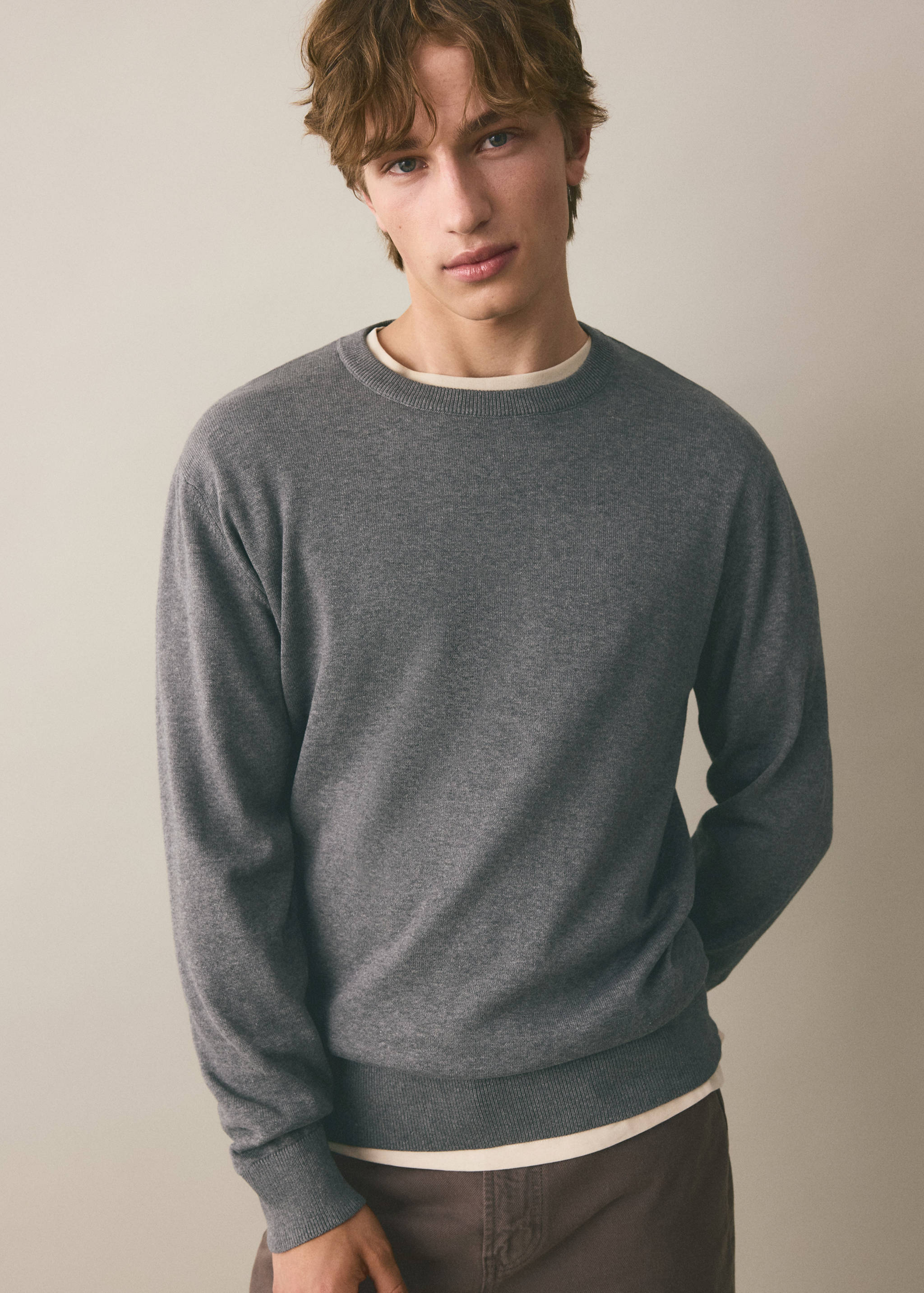 Knitted cotton sweater - Medium plane