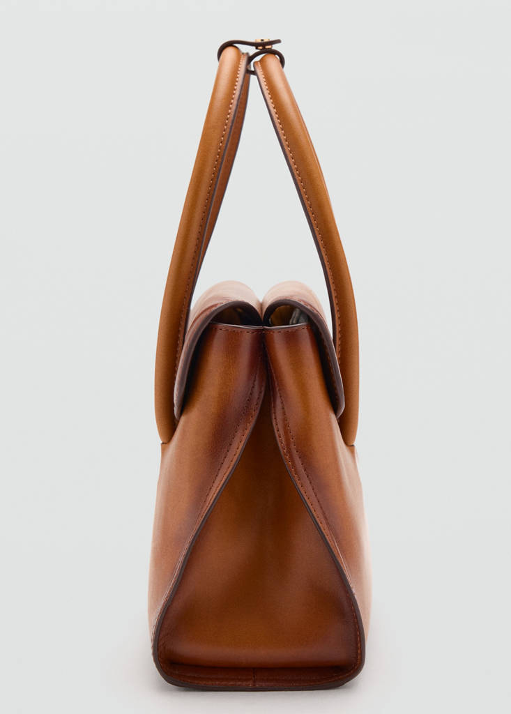 Leather flap bag — Leather