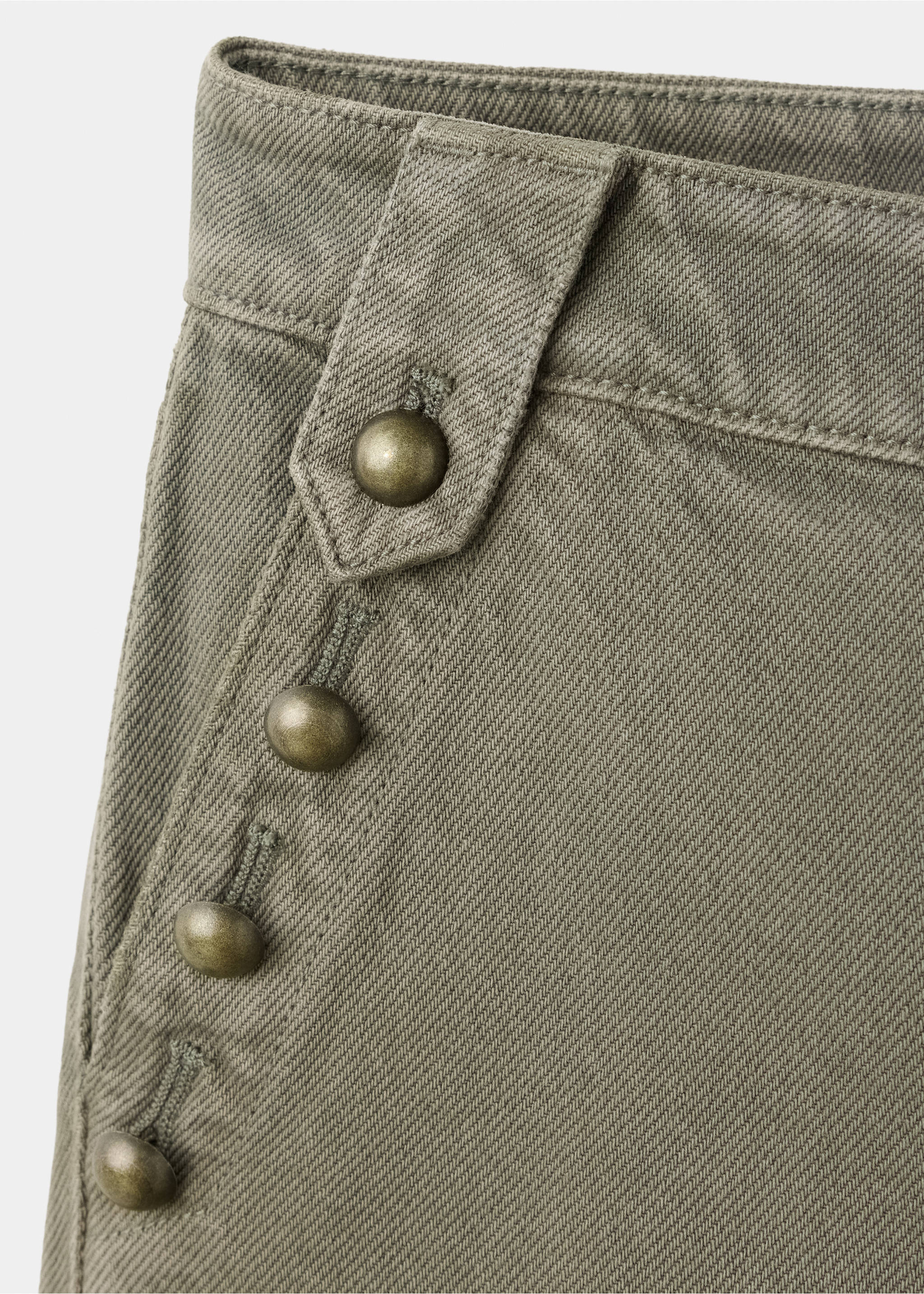 Low-waist jeans with buttons - Details of the article 8, Khaki. Ref: 37084793-00.
