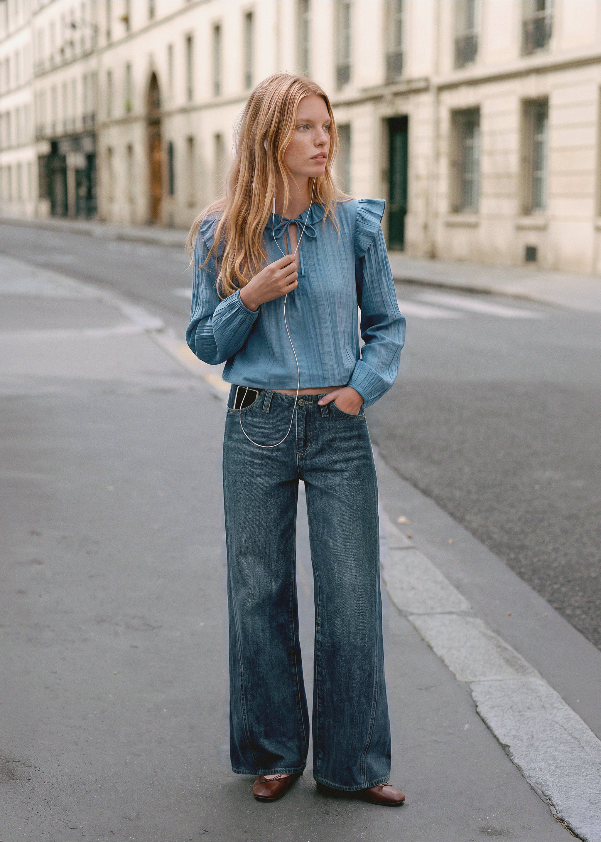 Pleated blouse with ruffles - General plane, Sky Blue. Ref: 37084794-00.