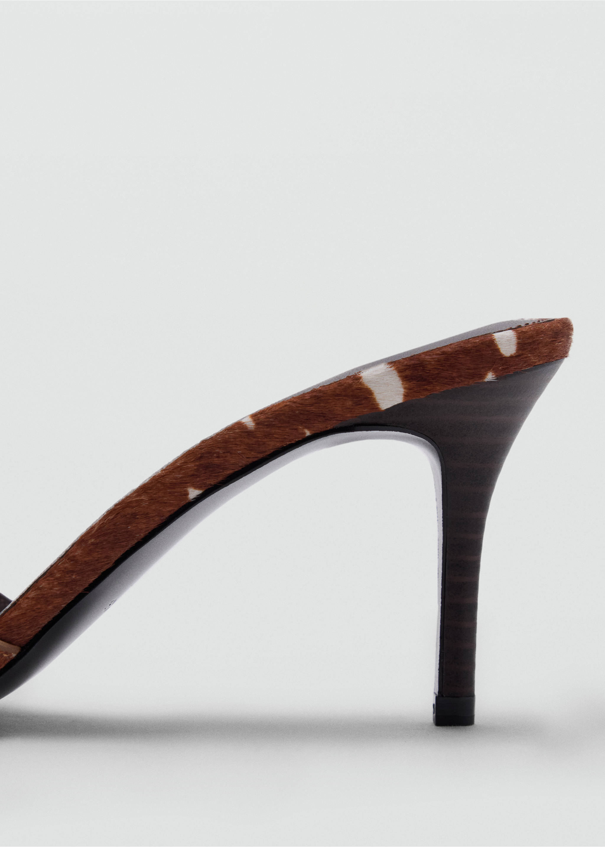 Shoes bambi - Details of the article 1, Medium Brown. Ref: 37084799-00.