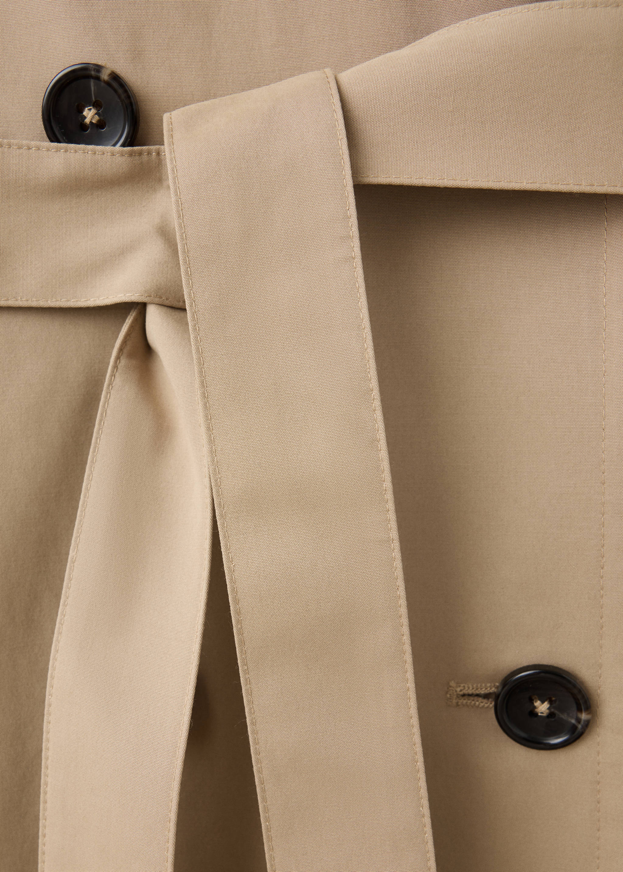 Trenchcoat med bälte och dubbelknäppning - Detaljer om artikeln 8
