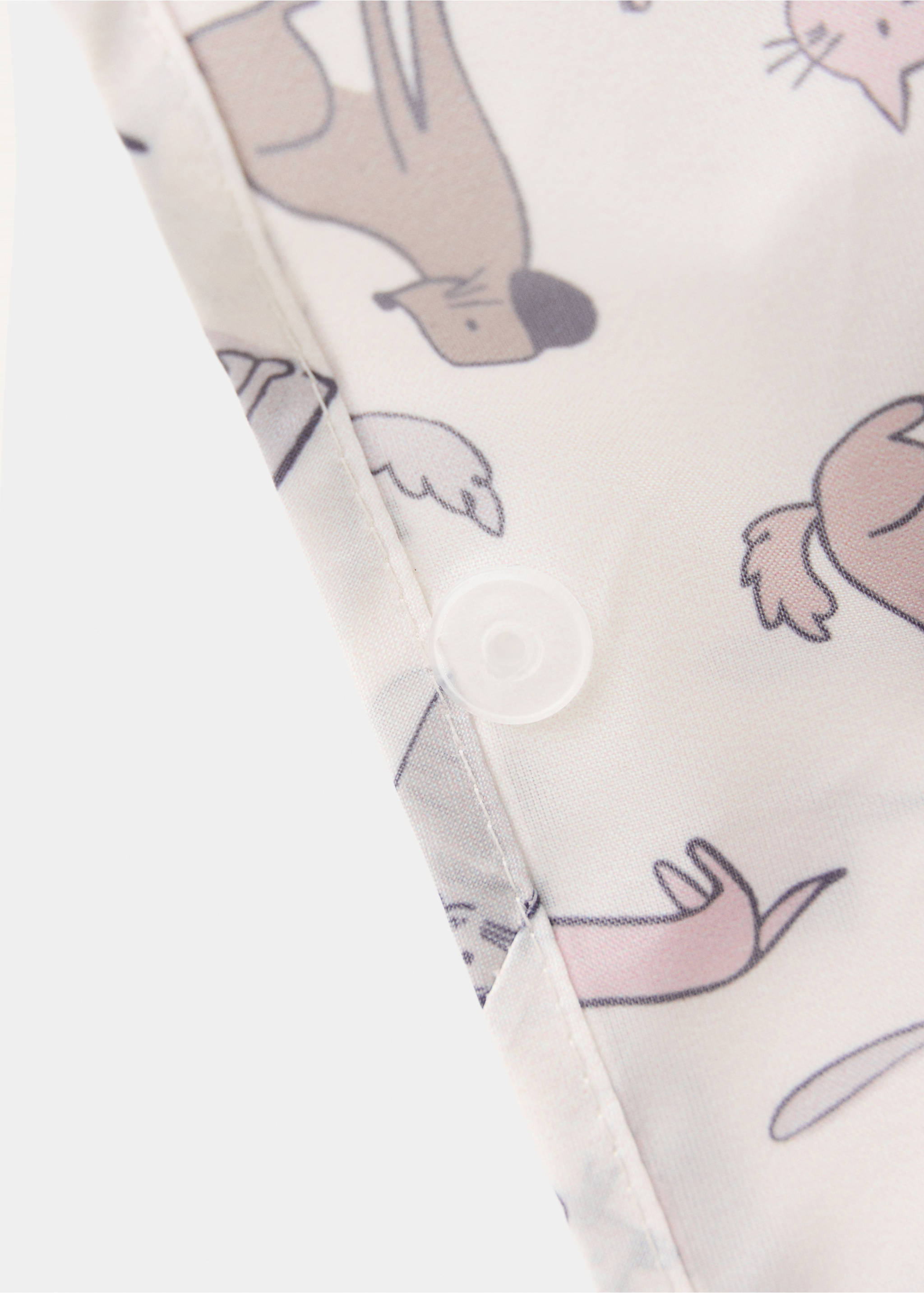 Animal print raincoat - Details of the article 1, Pale Pink. Ref: 37085155-00.