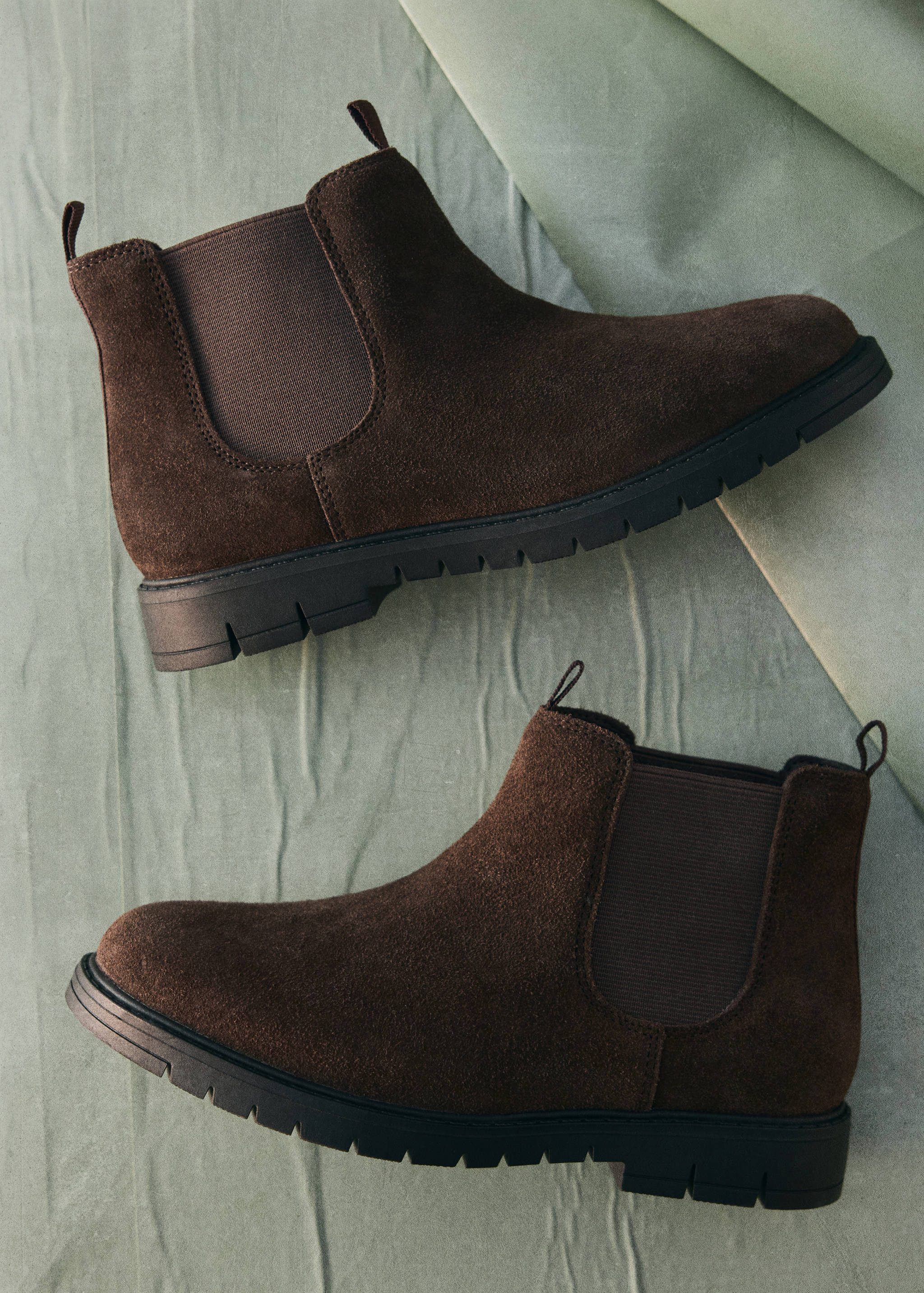 Leather chelsea boots - Details of the article 5