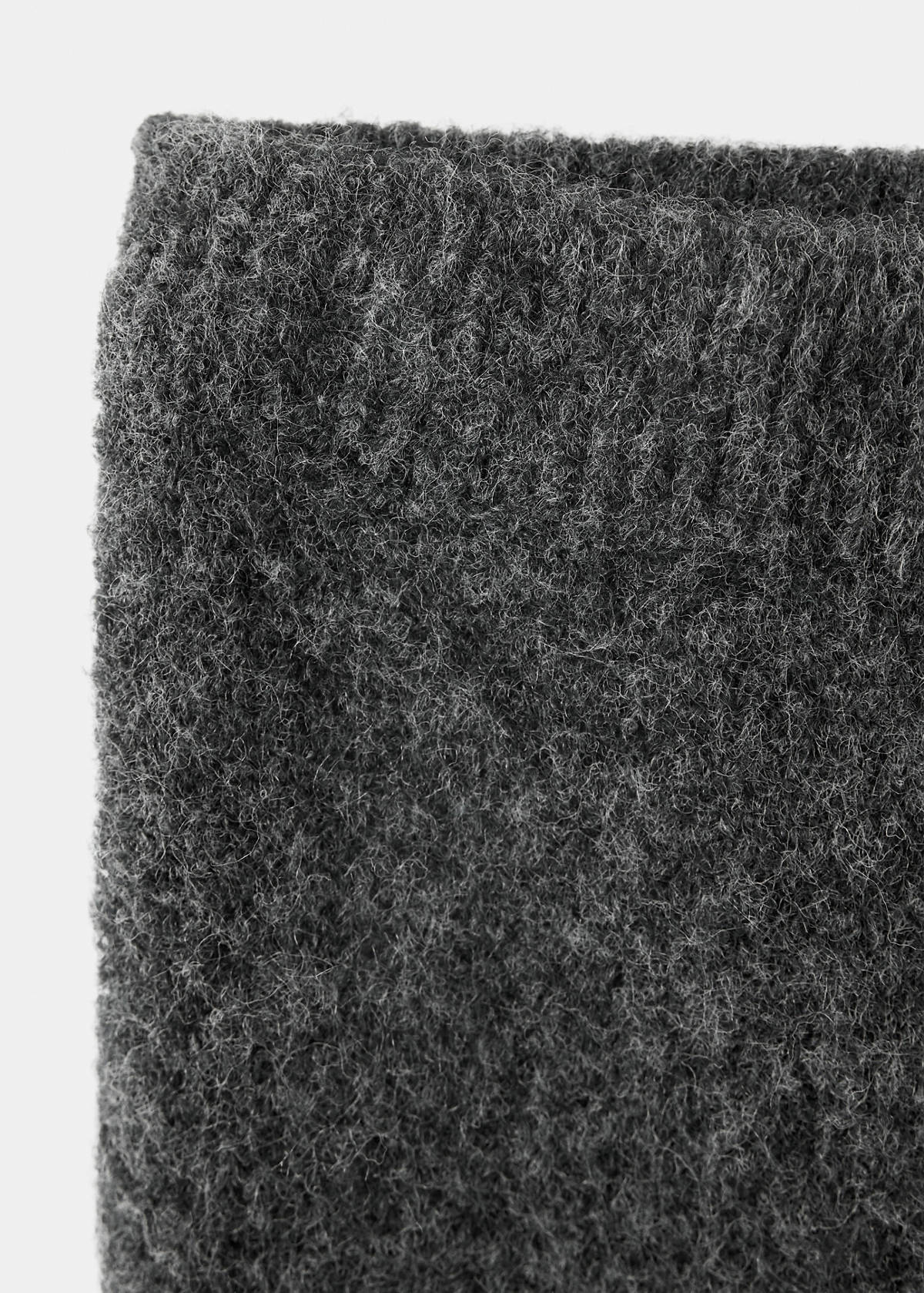 Straight knitted trousers — Charcoal