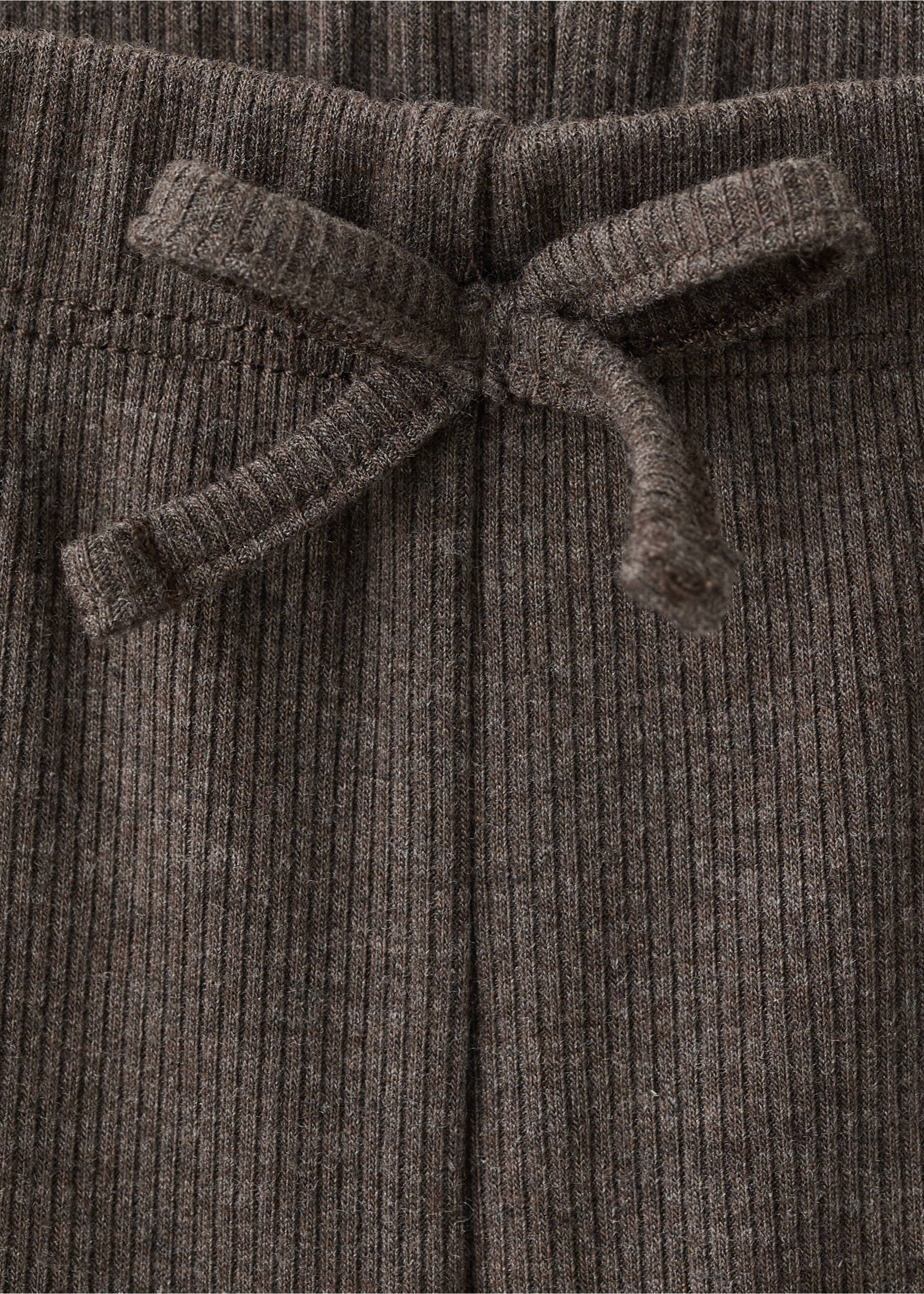 Ribbed jogger-style trousers - Details of the article 8, Chocolate. Ref: 37085162-00.