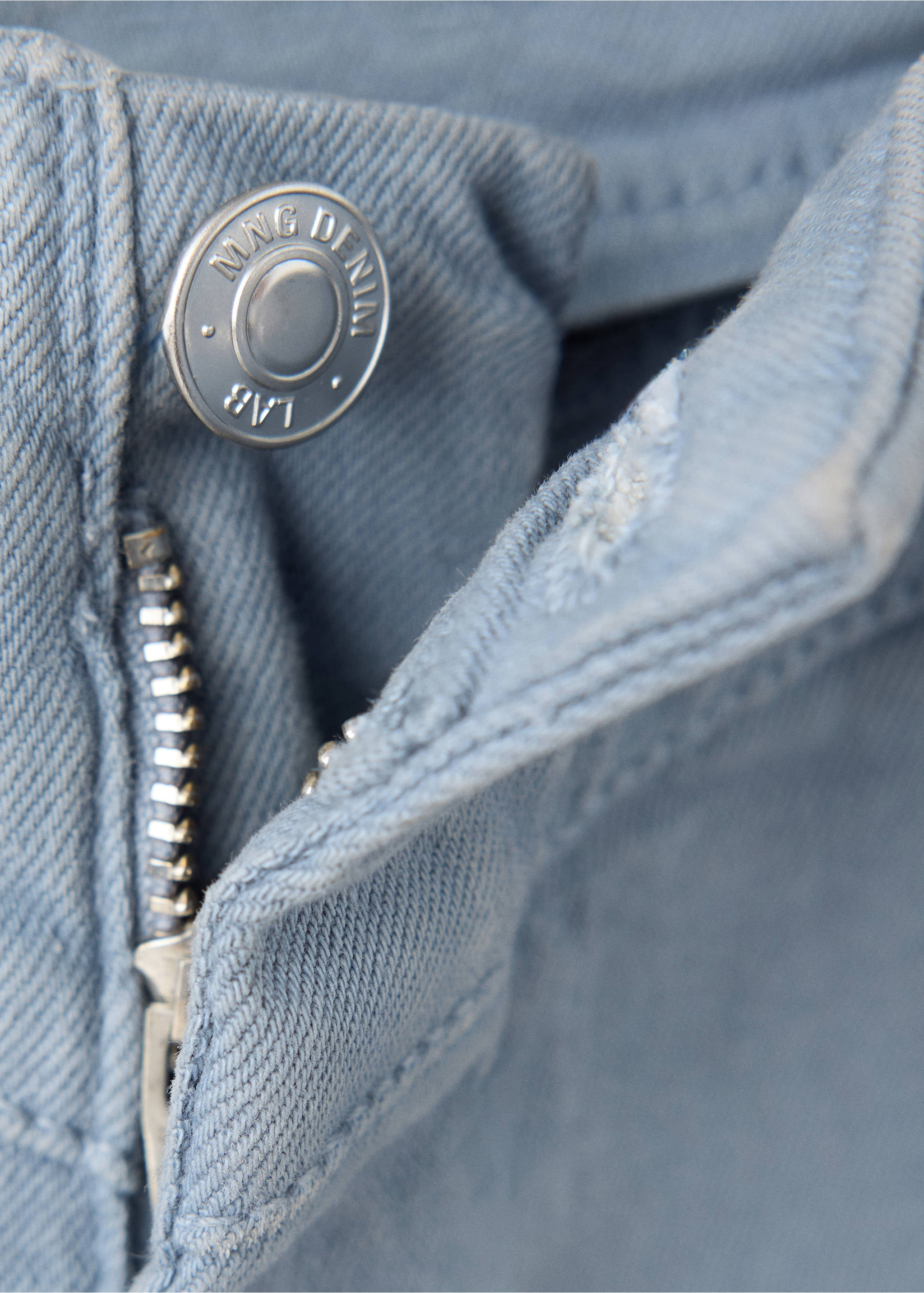 Jeans hielo - Details of the article 8, China Blue. Ref: 37085165-00.