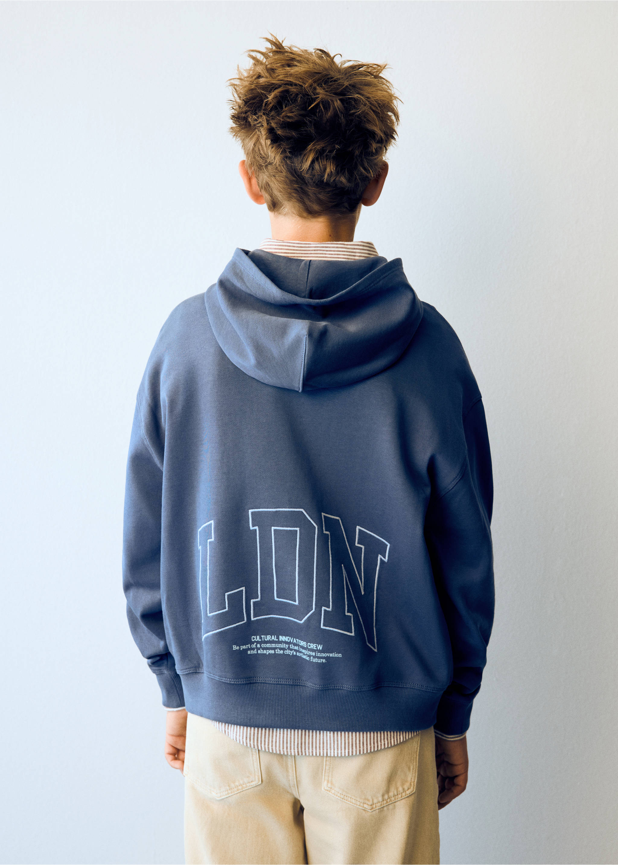 Hoodie mit Washed-Effekt - Rückseite des Artikels, Blau. Ref: 37085166-00.