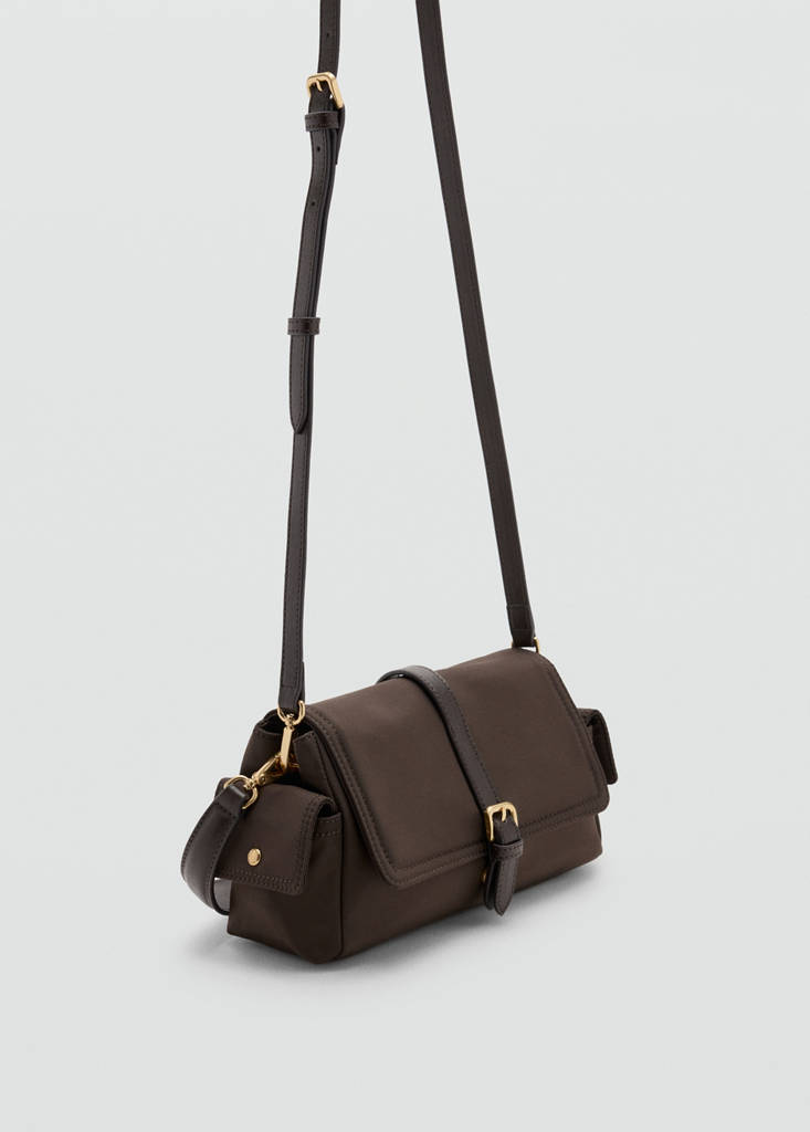 Shoulder bag with pockets and buckle — Chocolate