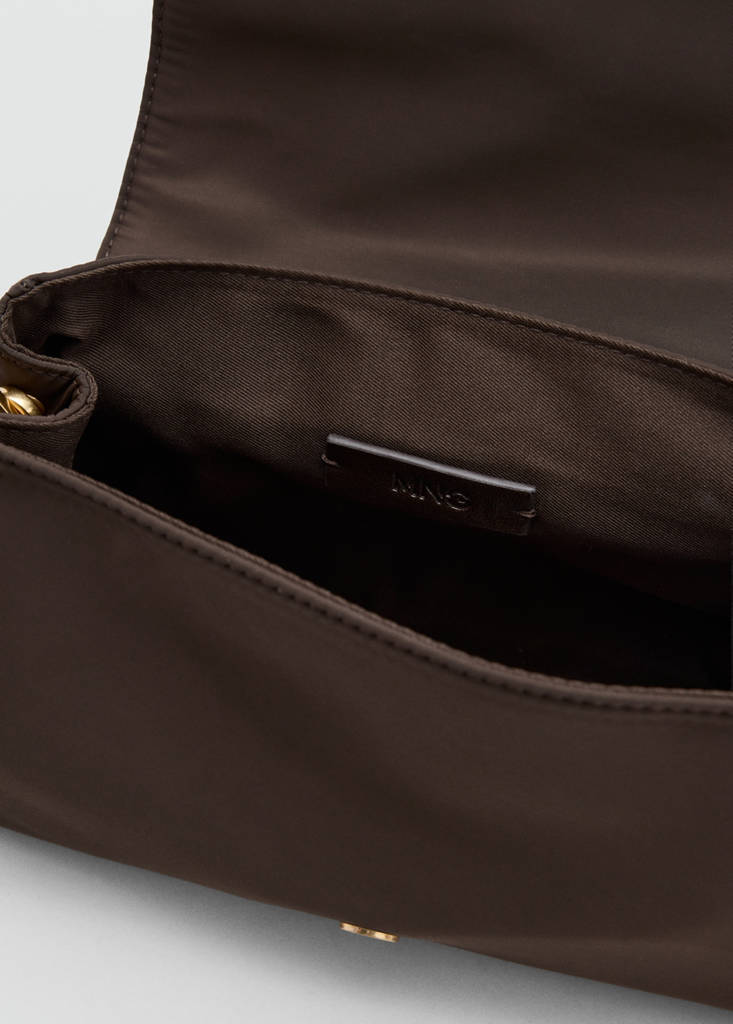 Shoulder bag with pockets and buckle — Chocolate
