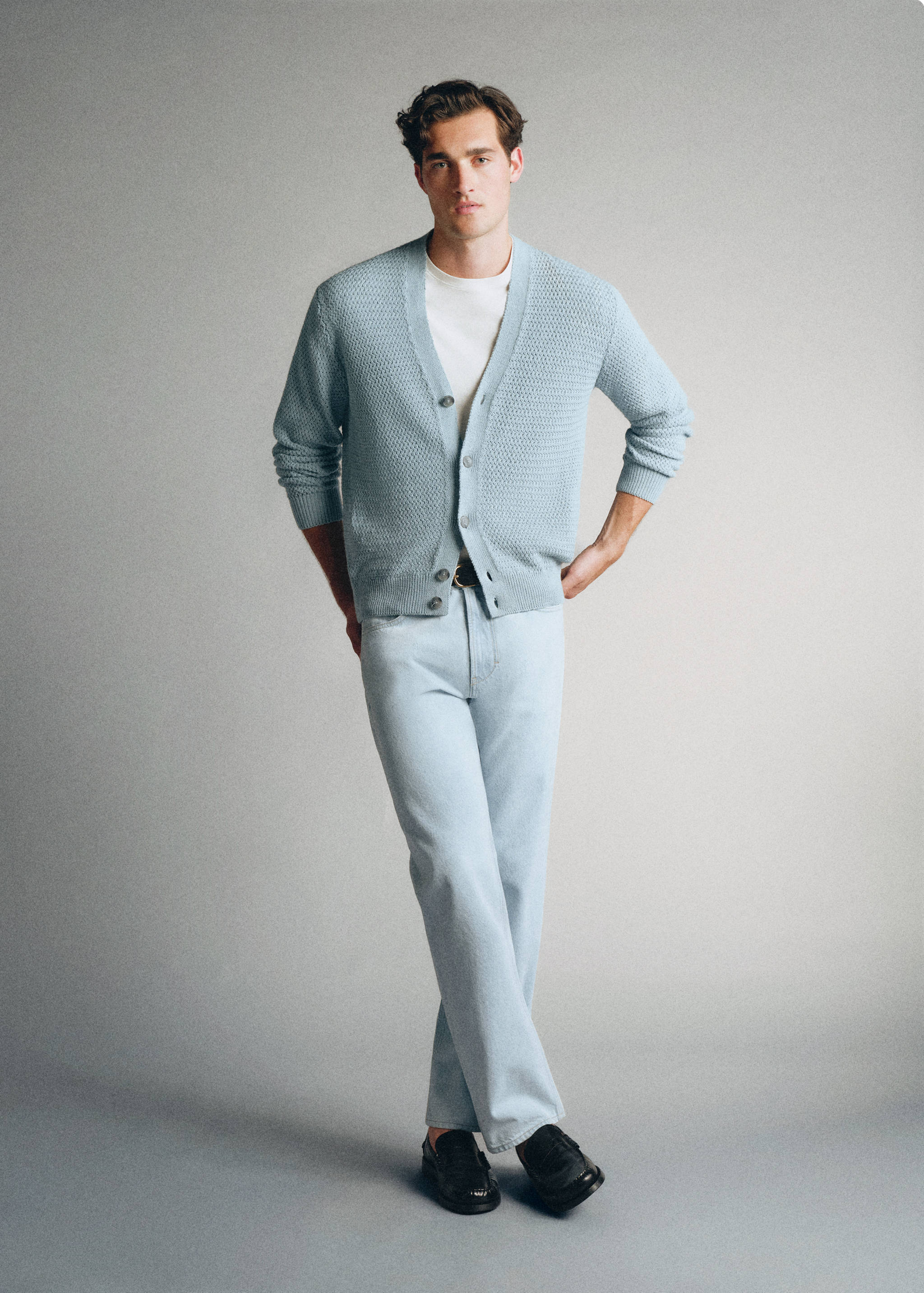 100% cotton cable-knit cardigan made in Italy - General plane
