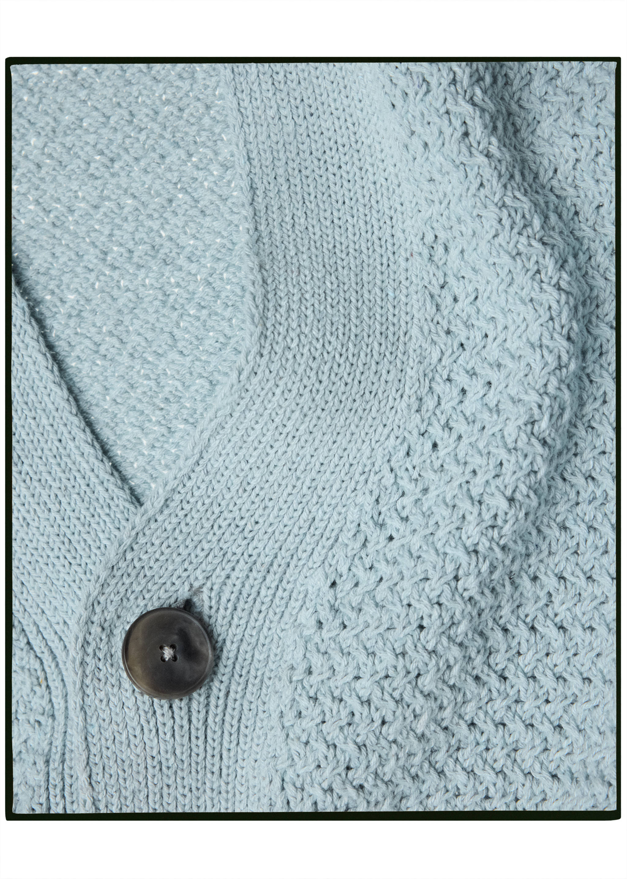 100% cotton cable-knit cardigan made in Italy - Details of the article 8, Sky Blue. Ref: 37085839-00.