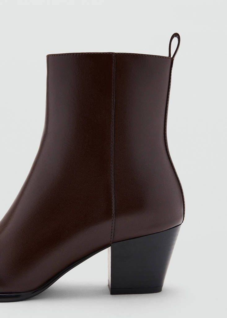 Suede ankle boots with pointed toe — Chocolate
