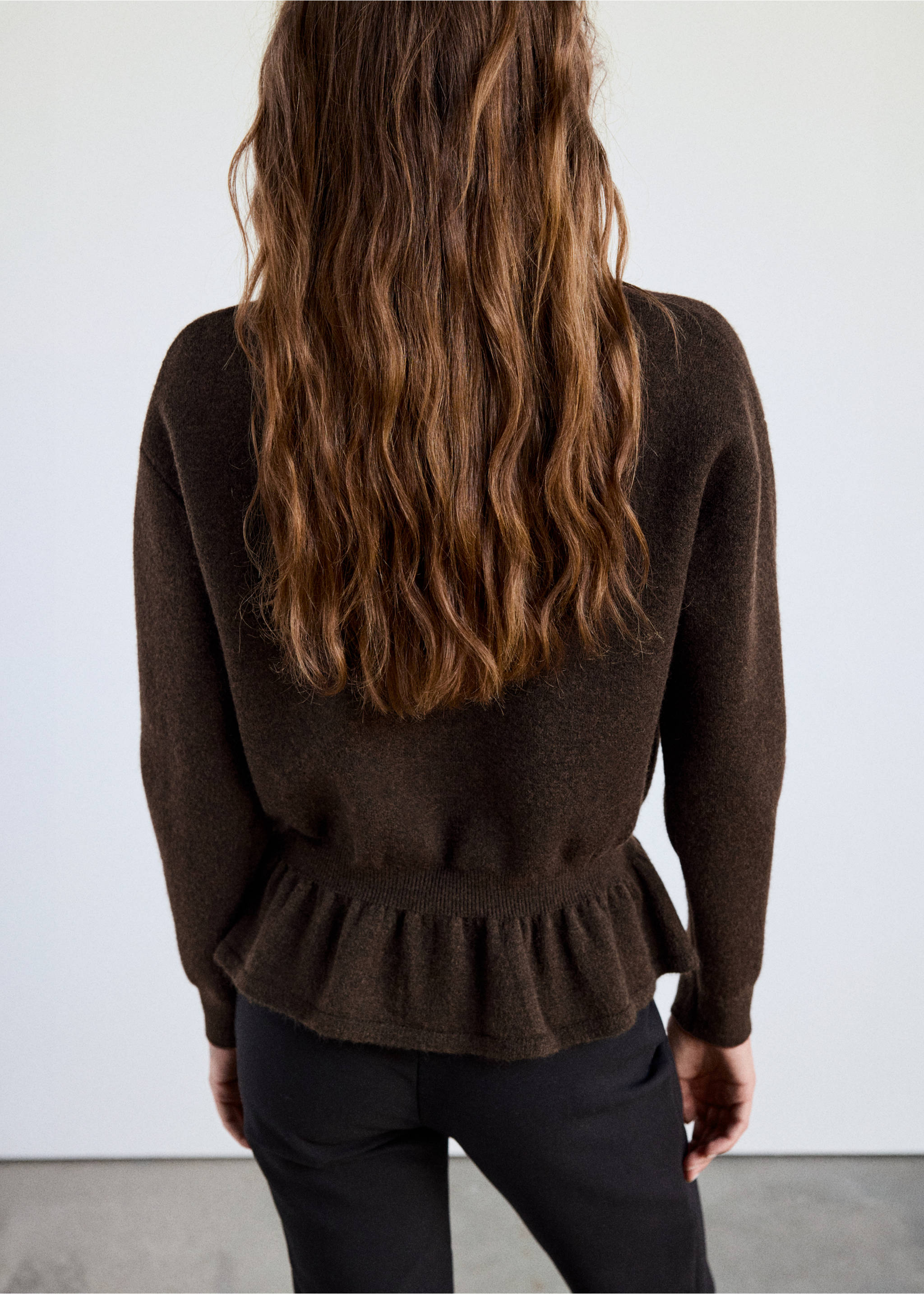 Veste en maille bas froncé - Verso de l’article, Chocolat. Ref: 37085850-00.