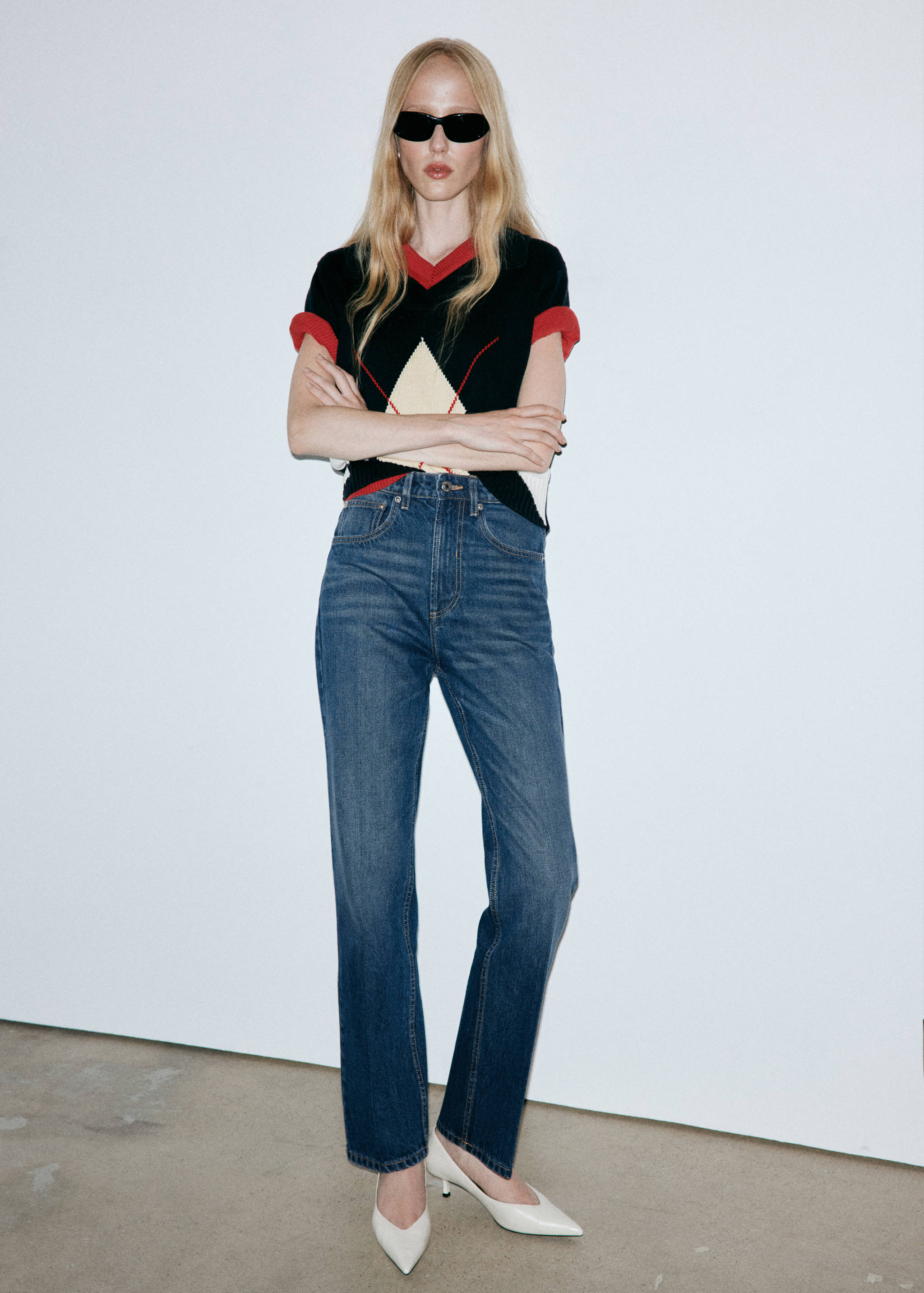 High waist straight jeans - General plane