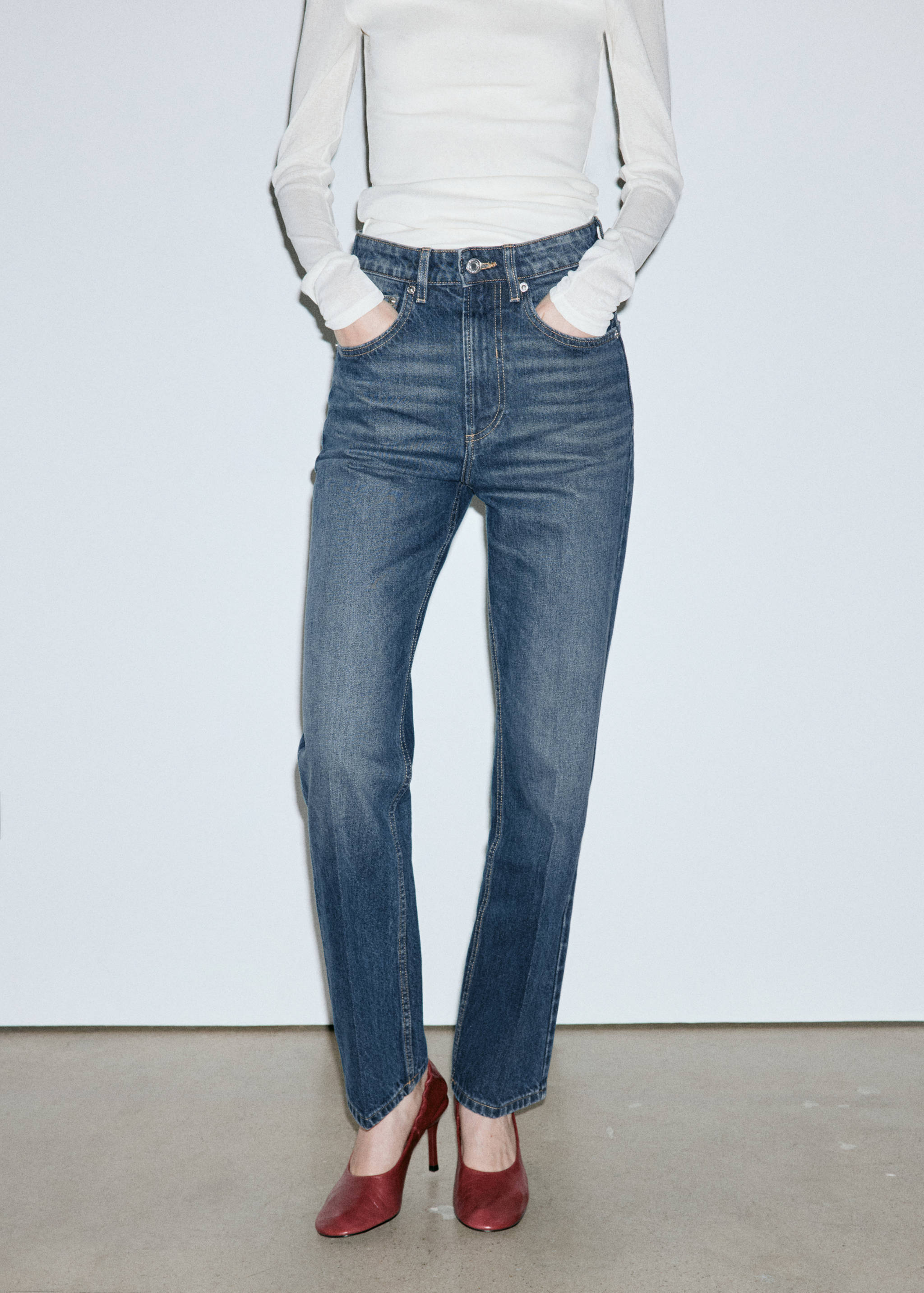 Jeans retos de cintura alta - Plano médio