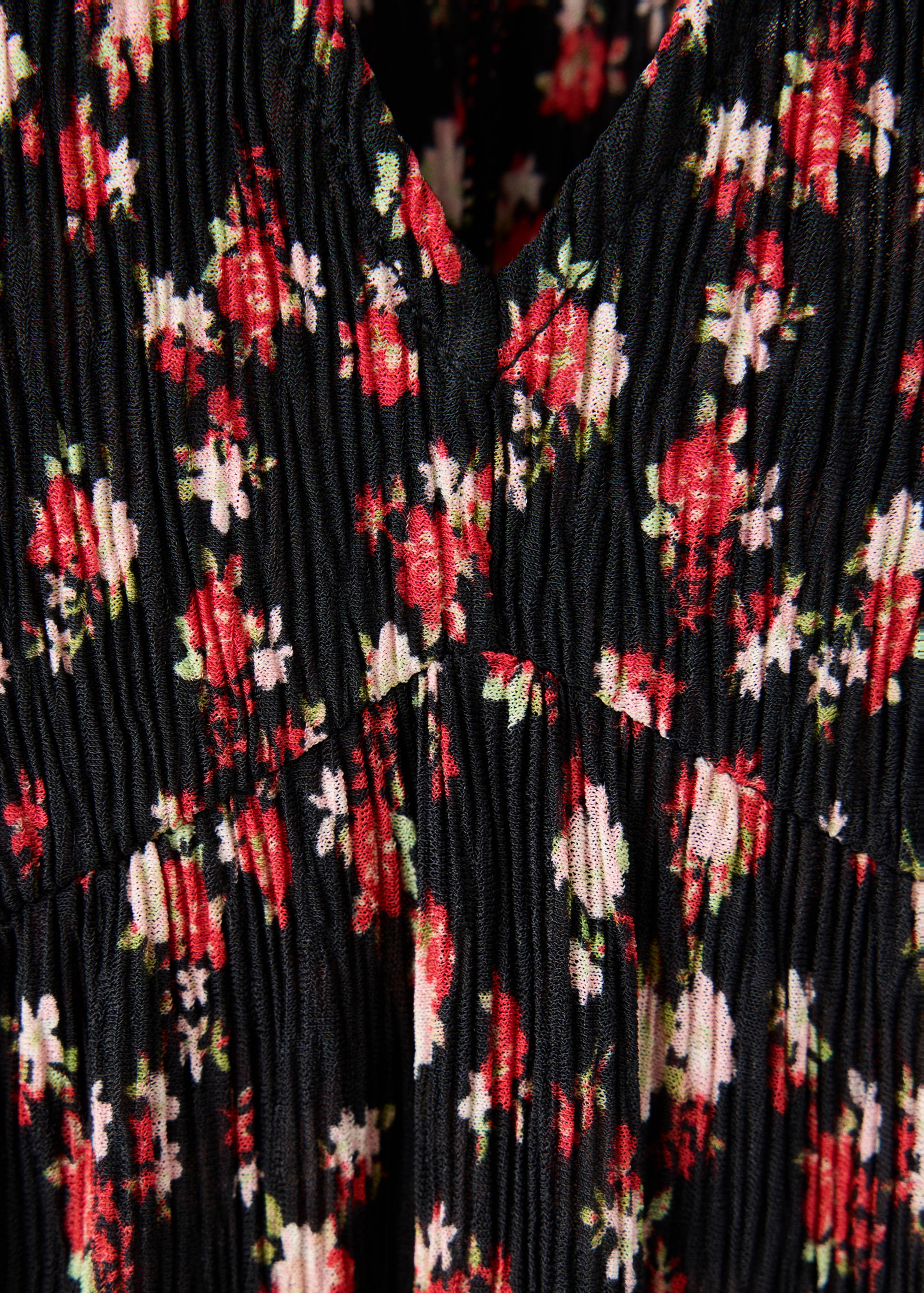 Printed pleated dress - Details of the article 8