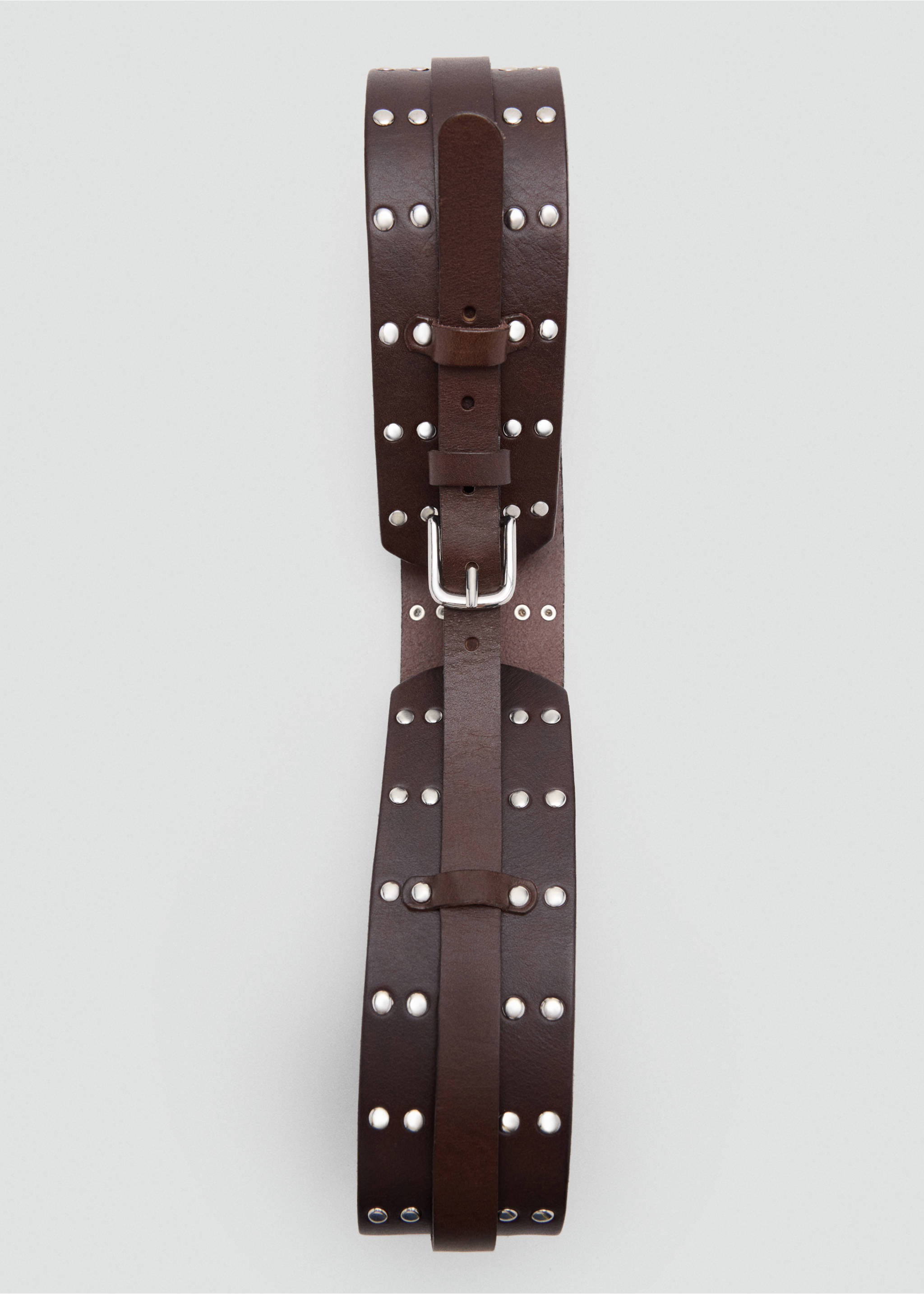 Stud leather belt - Details of the article 2, Chocolate. Ref: 37085860-00.
