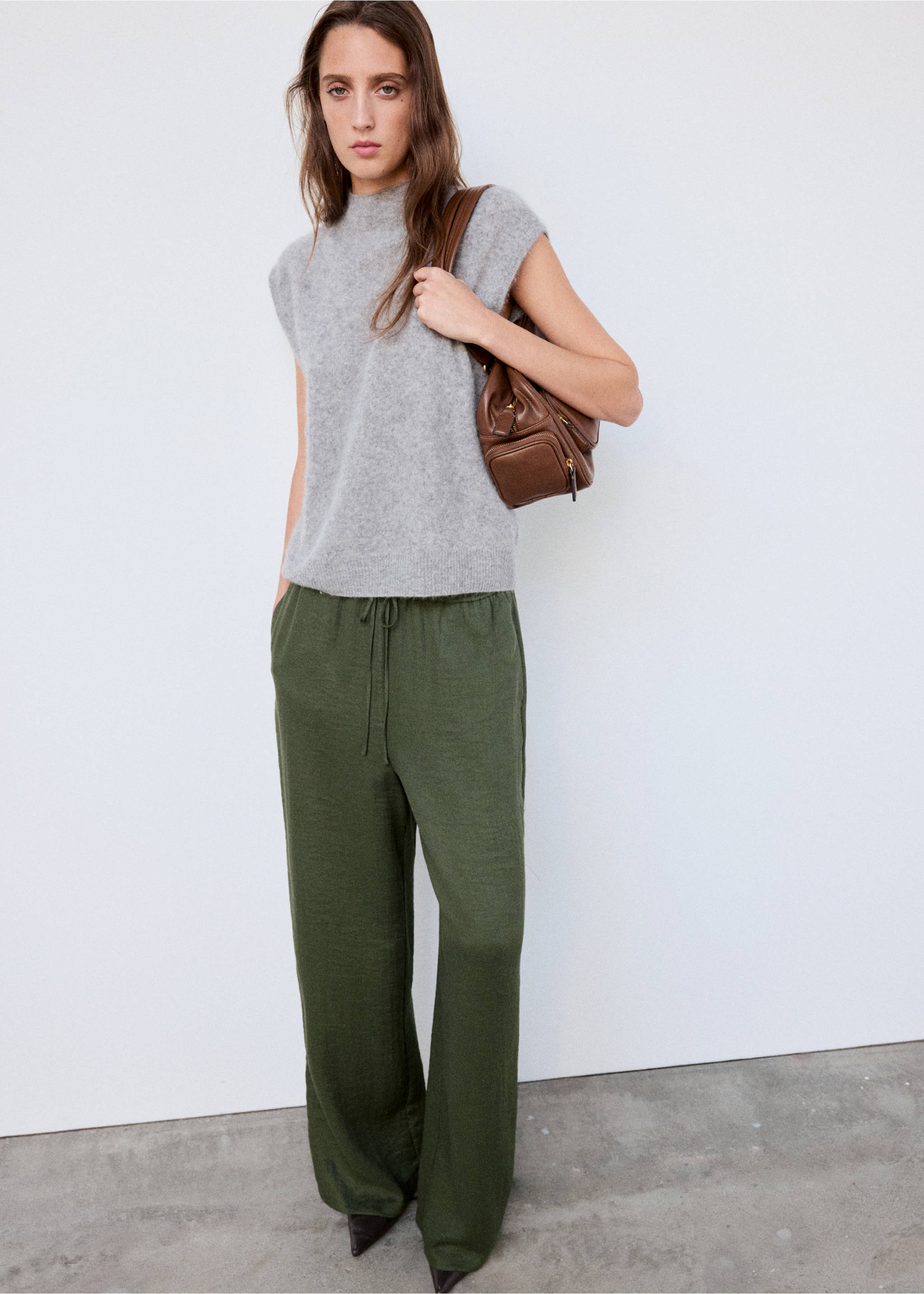 Textured flowy trousers - General plane, Green. Ref: 37085863-00.