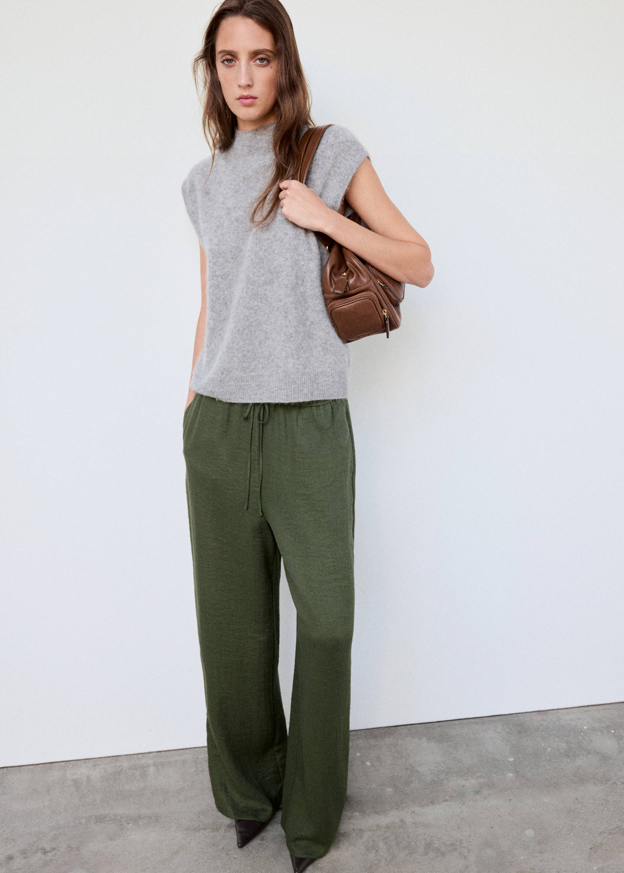 Textured flowy trousers - General plane